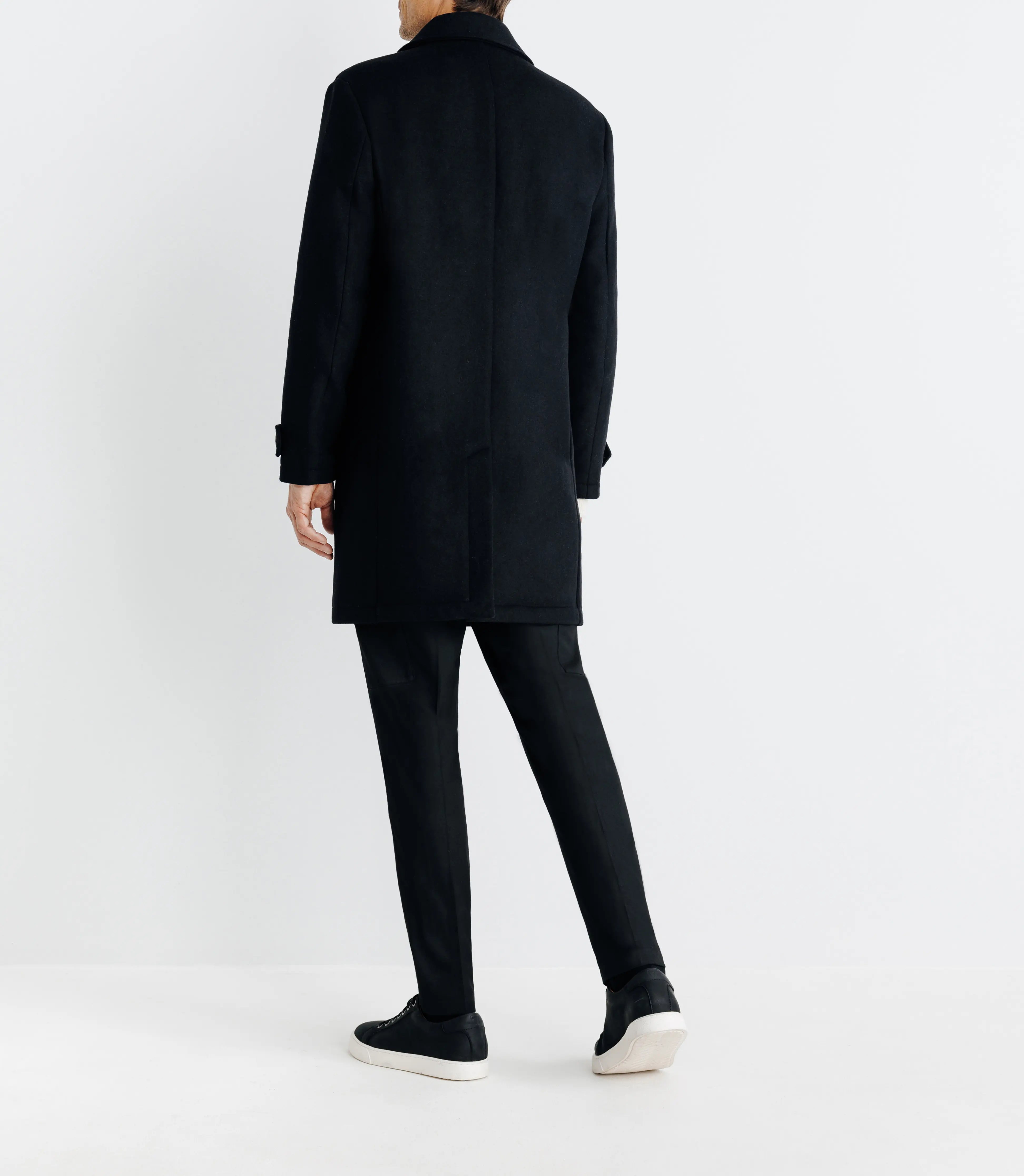 Manteau long droit noir - IZAC