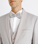 Costume col châle gris