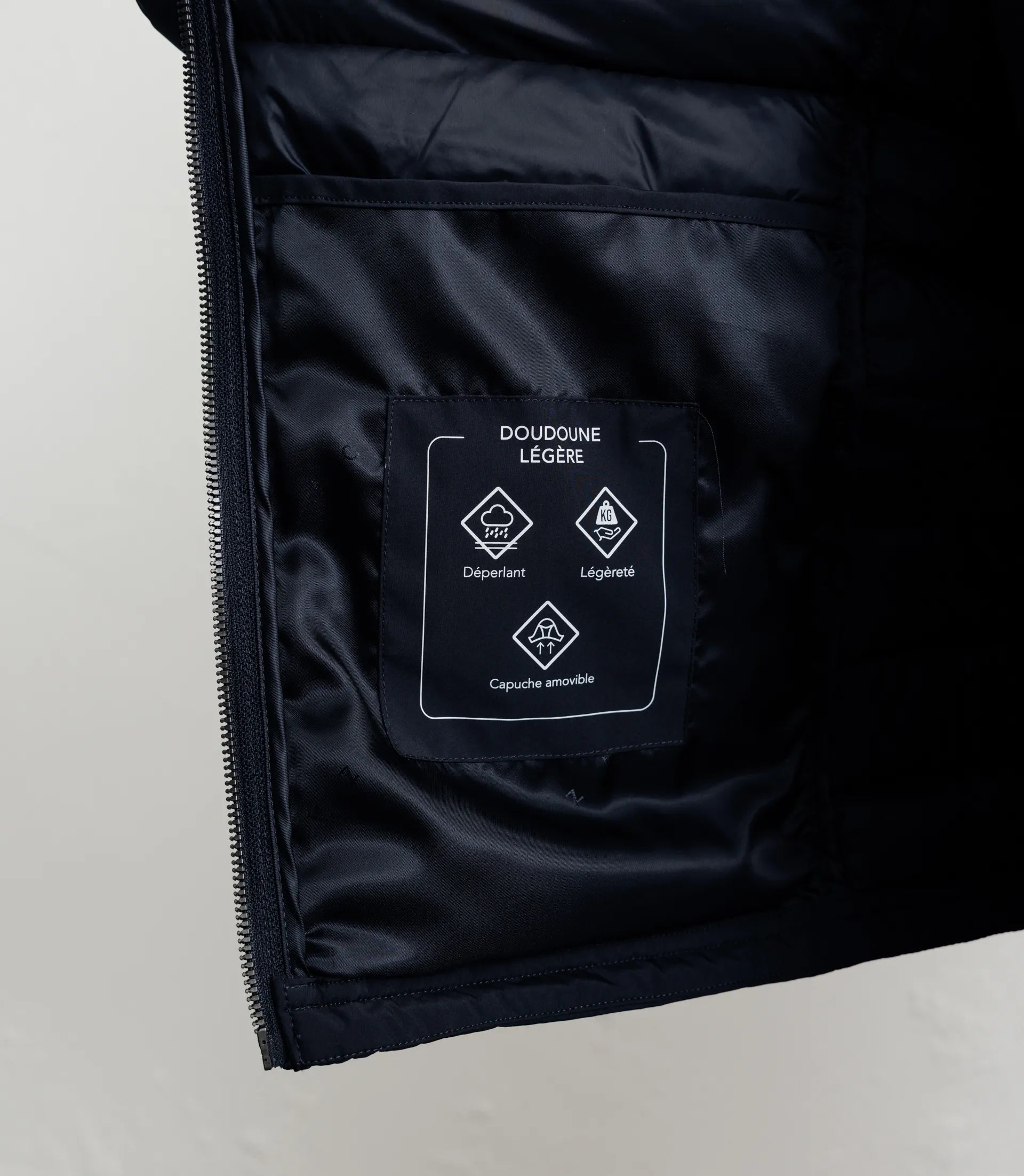 Jacke mit abnehmbarer Marinehaube