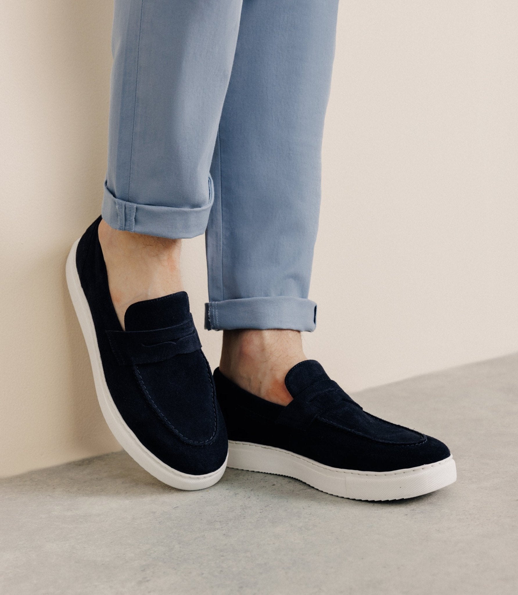 Chaussures mocassins en daim marine - IZAC