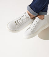 Sneakers à lacets blanc OCTAVI - IZAC
