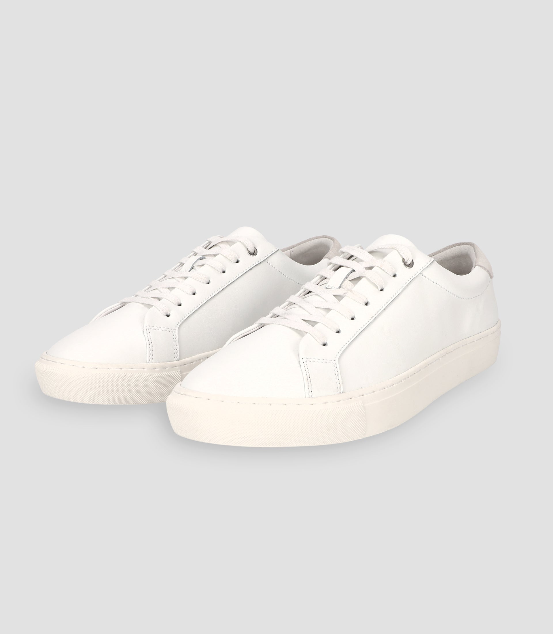 Chaussures sneakers avec logo blanches - IZAC