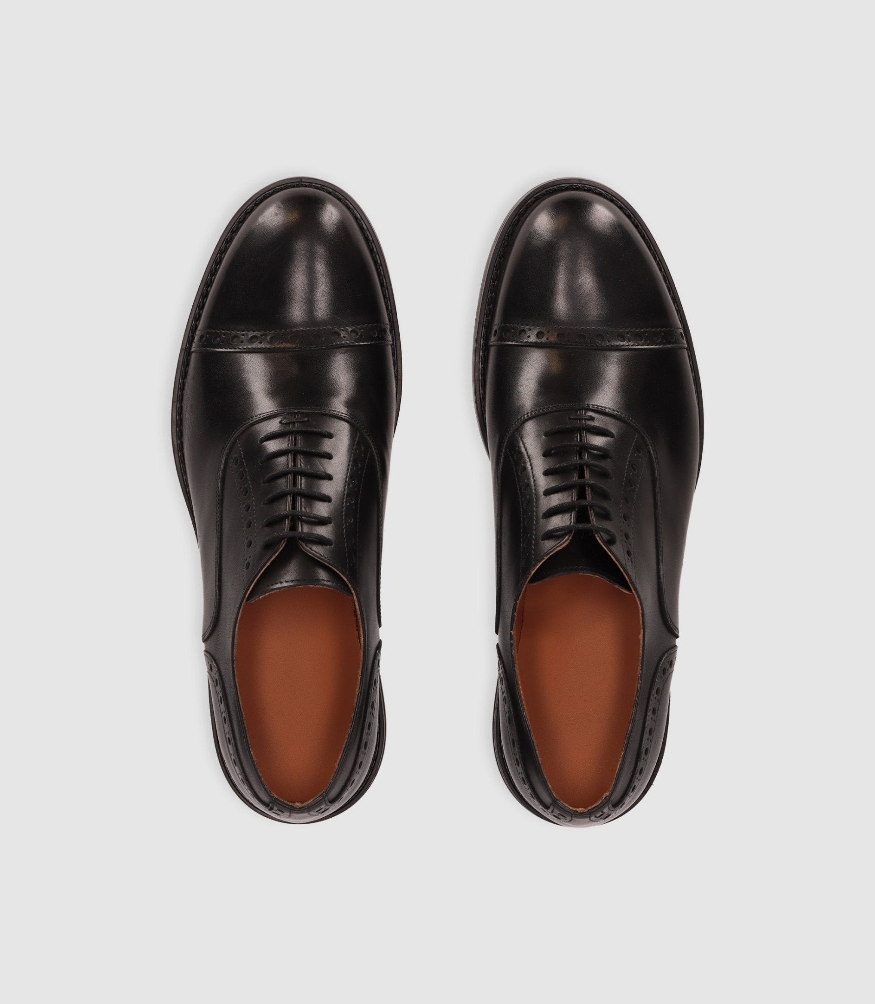 Chaussures ville en cuir noires - IZAC