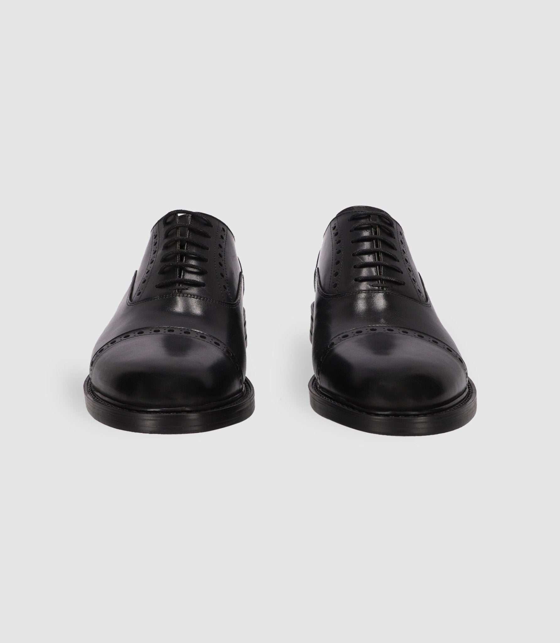 Chaussures ville en cuir noires - IZAC