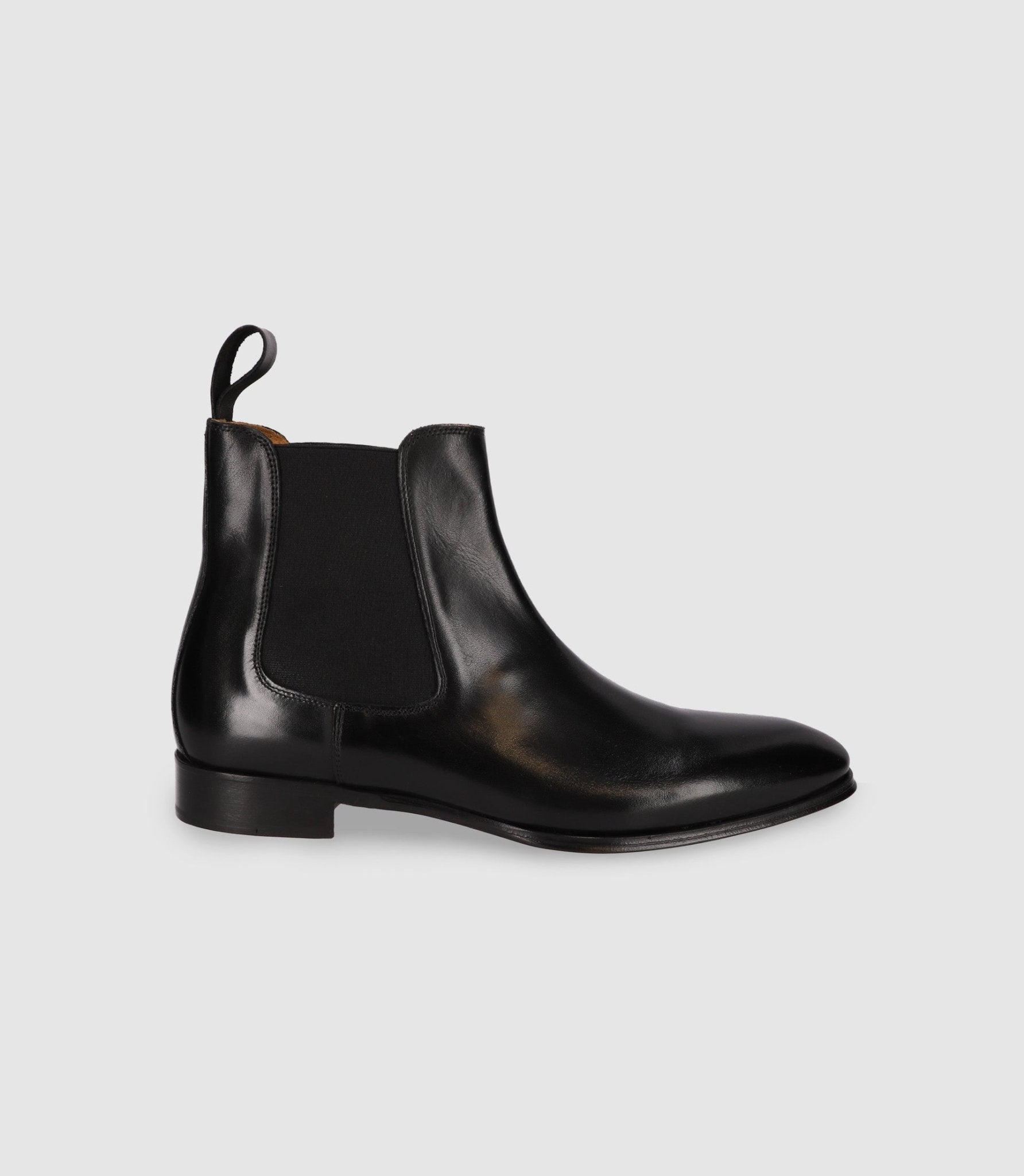 Chaussures chelsea en cuir noires - IZAC