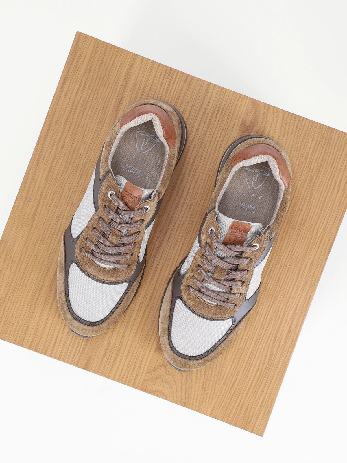 Baskets en cuir beige - IZAC