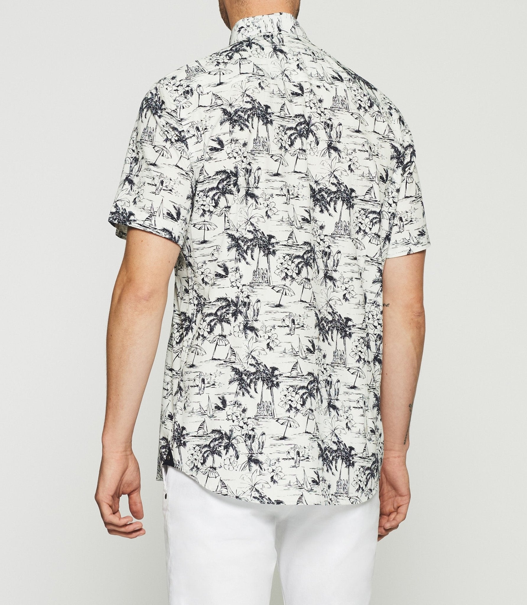 Chemise à imprimé palmier manches courtes blanche et marine KAMILLE - IZAC