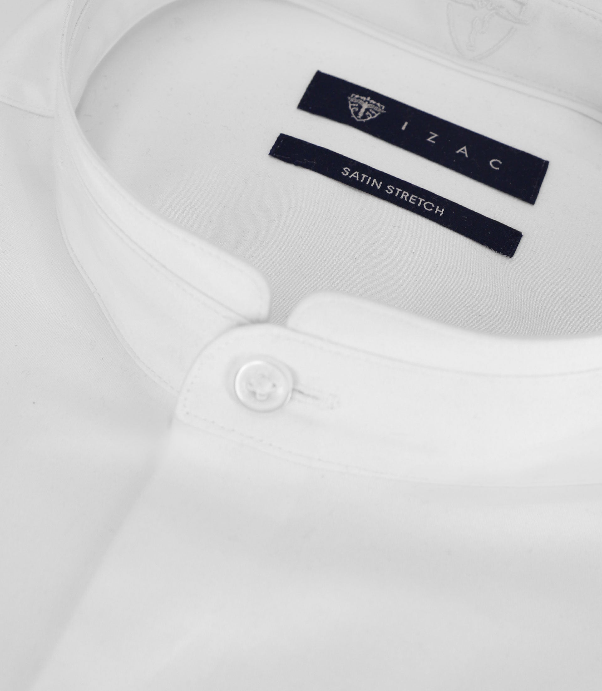 Chemise col mao en satin blanche - IZAC