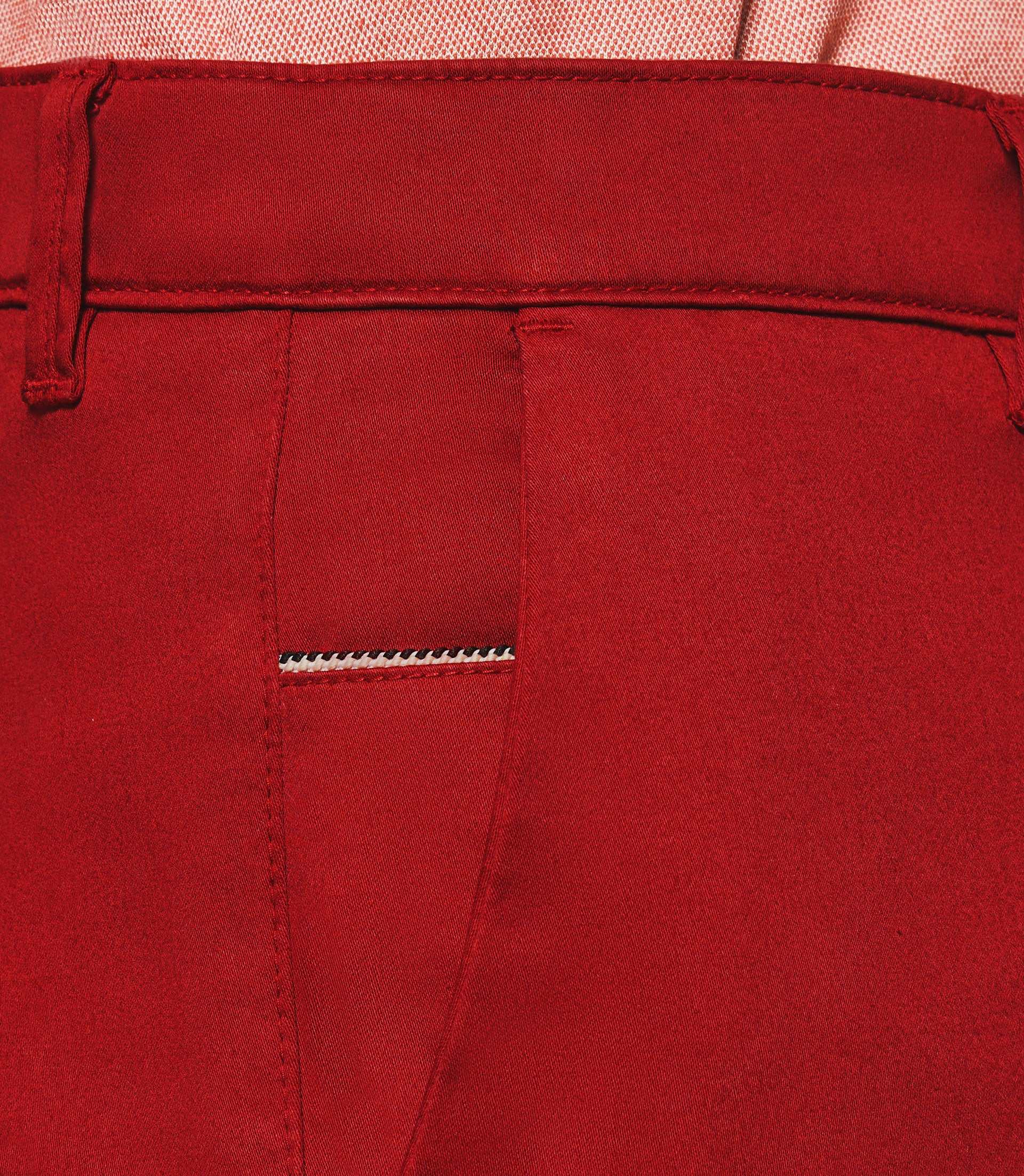 Chino satin rouge - IZAC