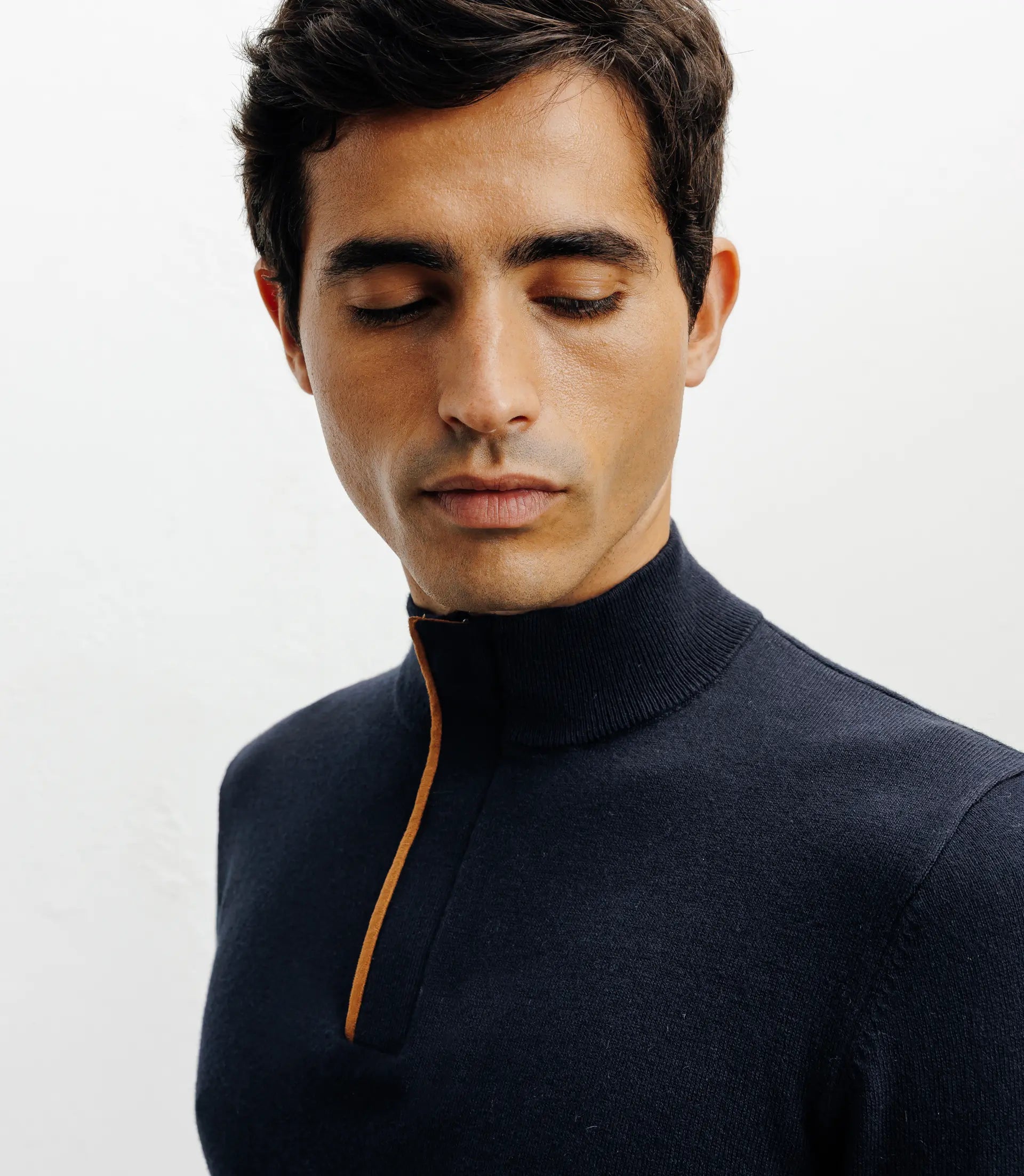 Pull col montant demi zippé marine