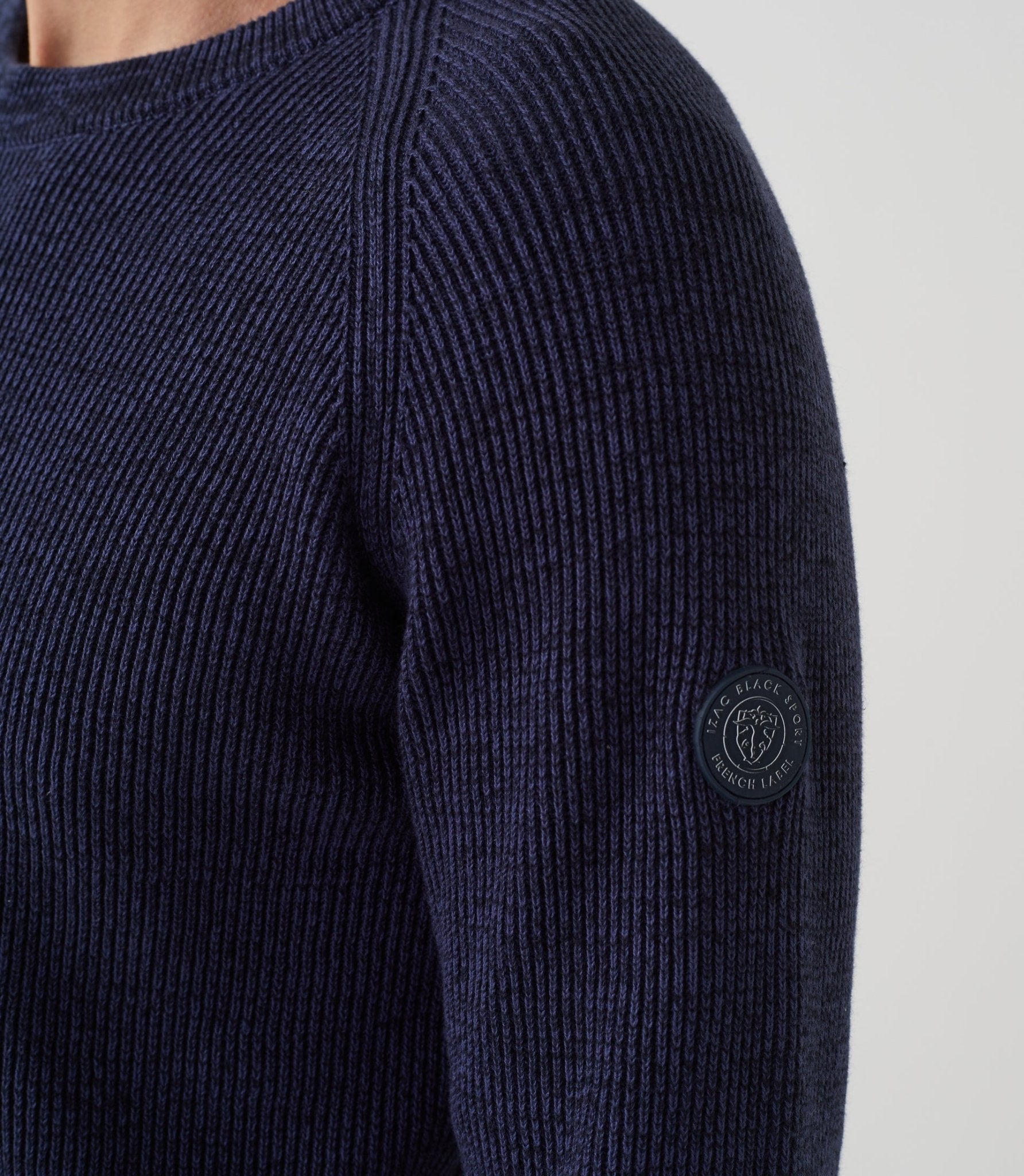 Pull col rond marine "Siricio" - IZAC
