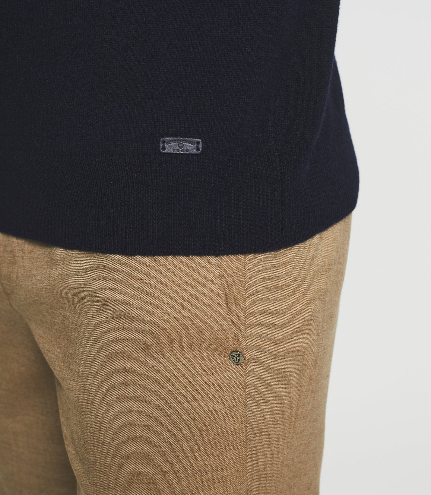 Pull col rond en laine - cachemire marine BERTOLDO - IZAC