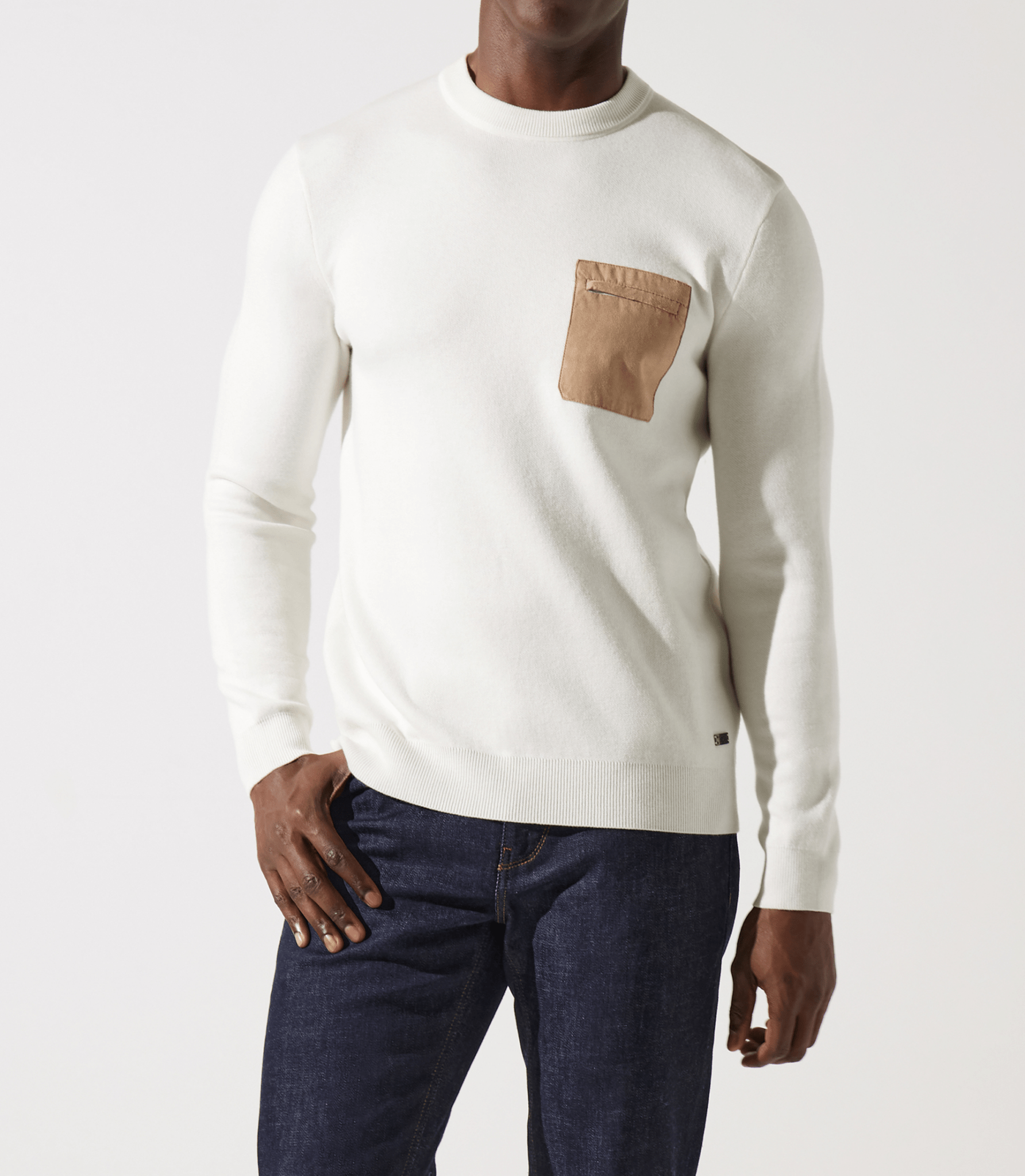 Pull col rond avec poche écru - IZAC