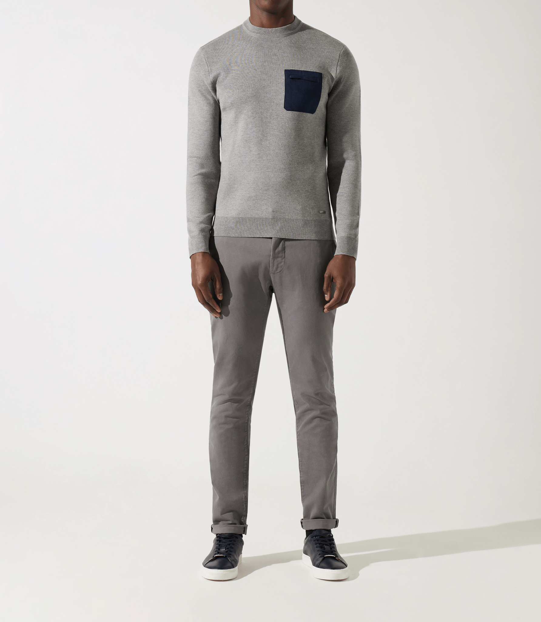 Pull col rond gris chiné avec poche - IZAC
