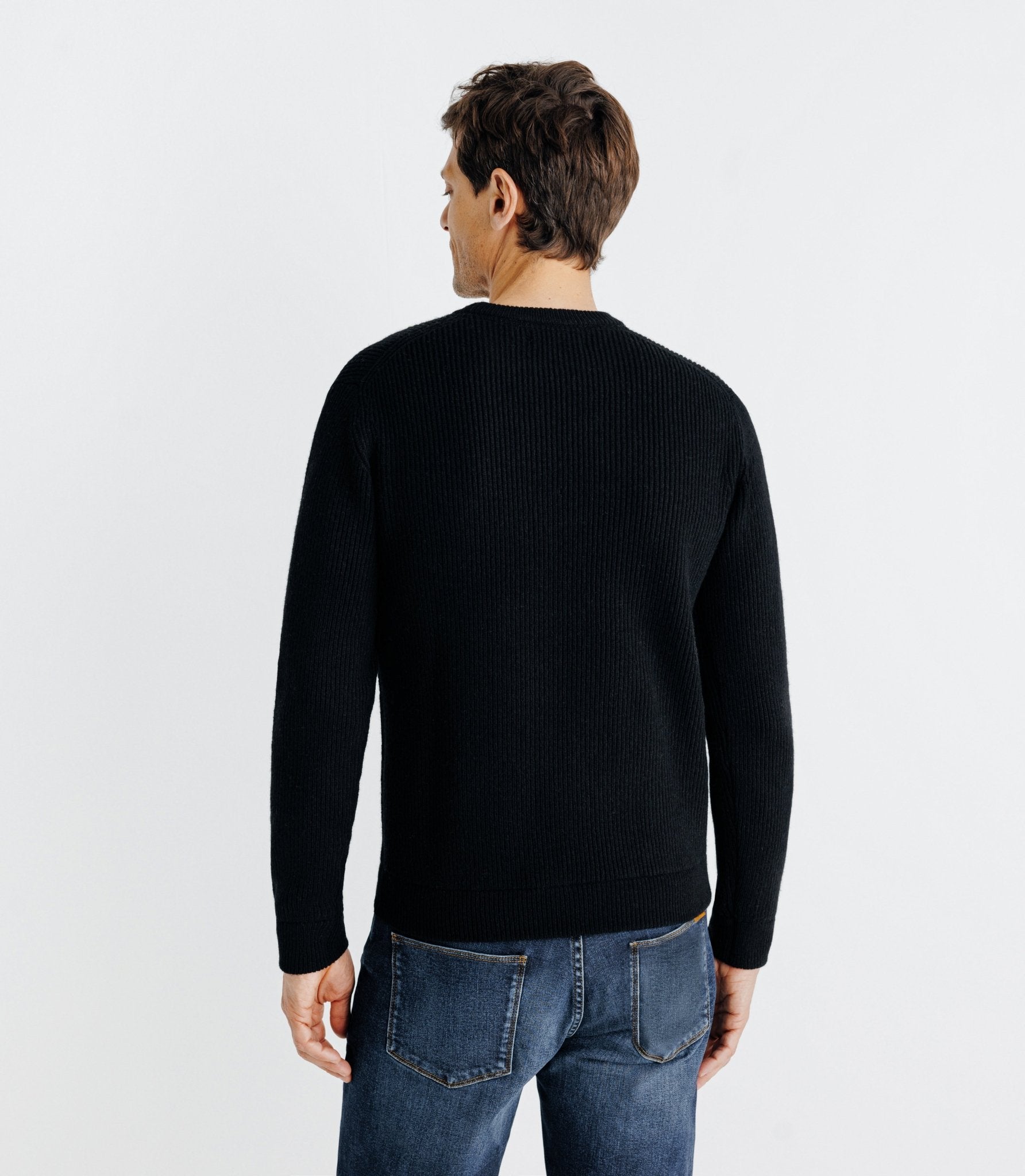 Pull col rond noir - IZAC