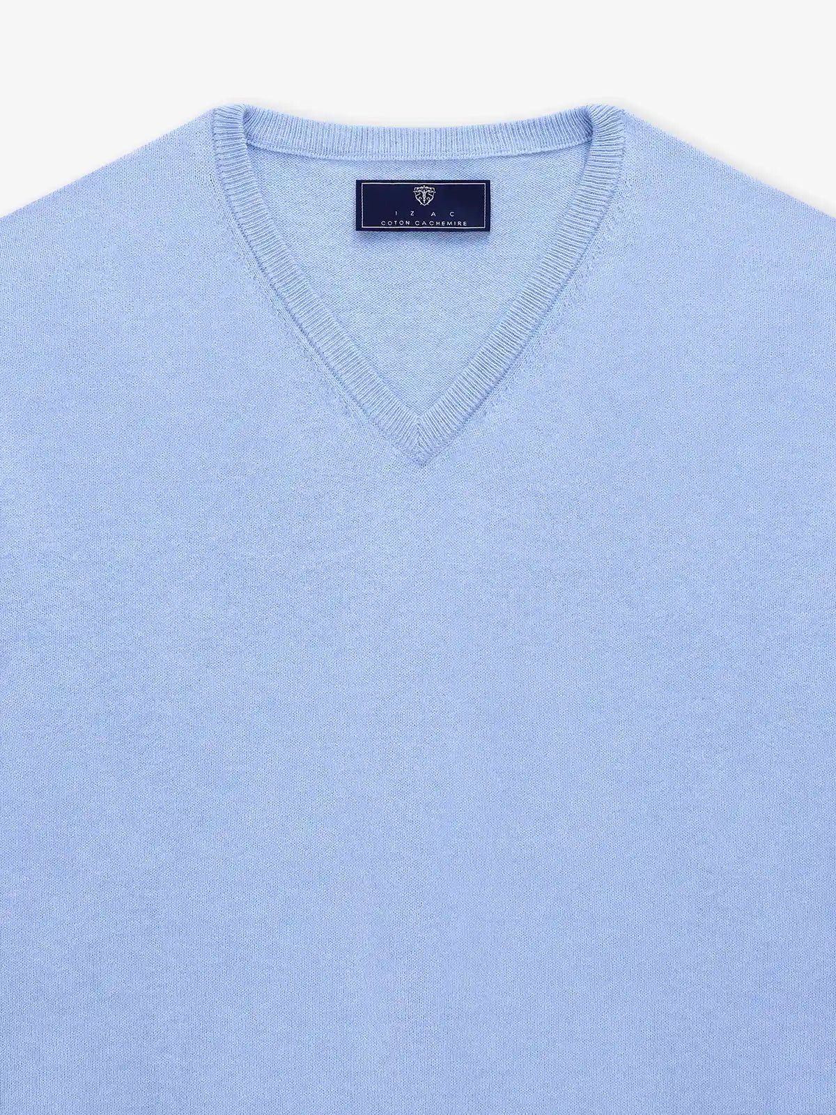 Pull col V bleu ciel - IZAC