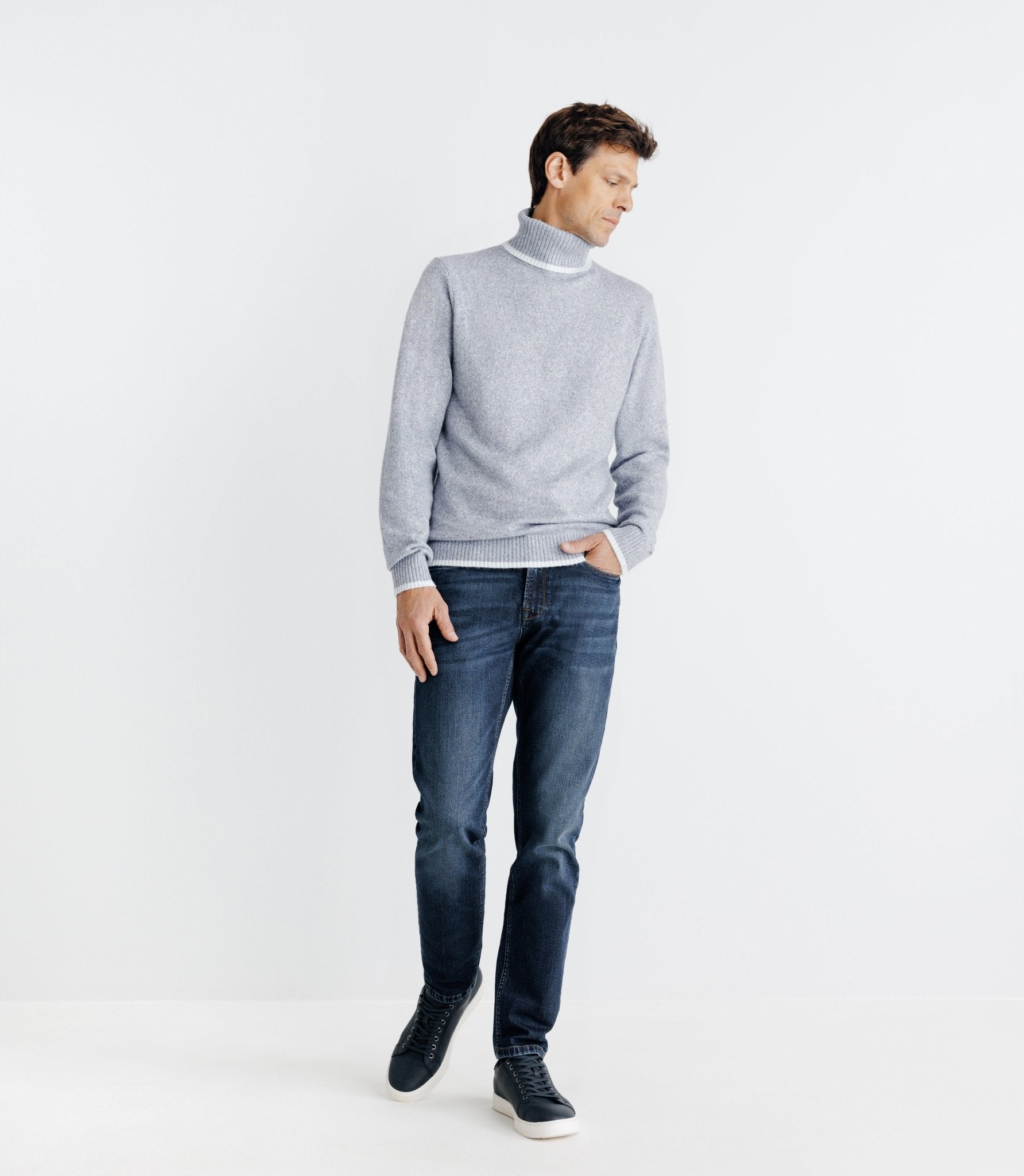 Pull col roulé indigo - IZAC