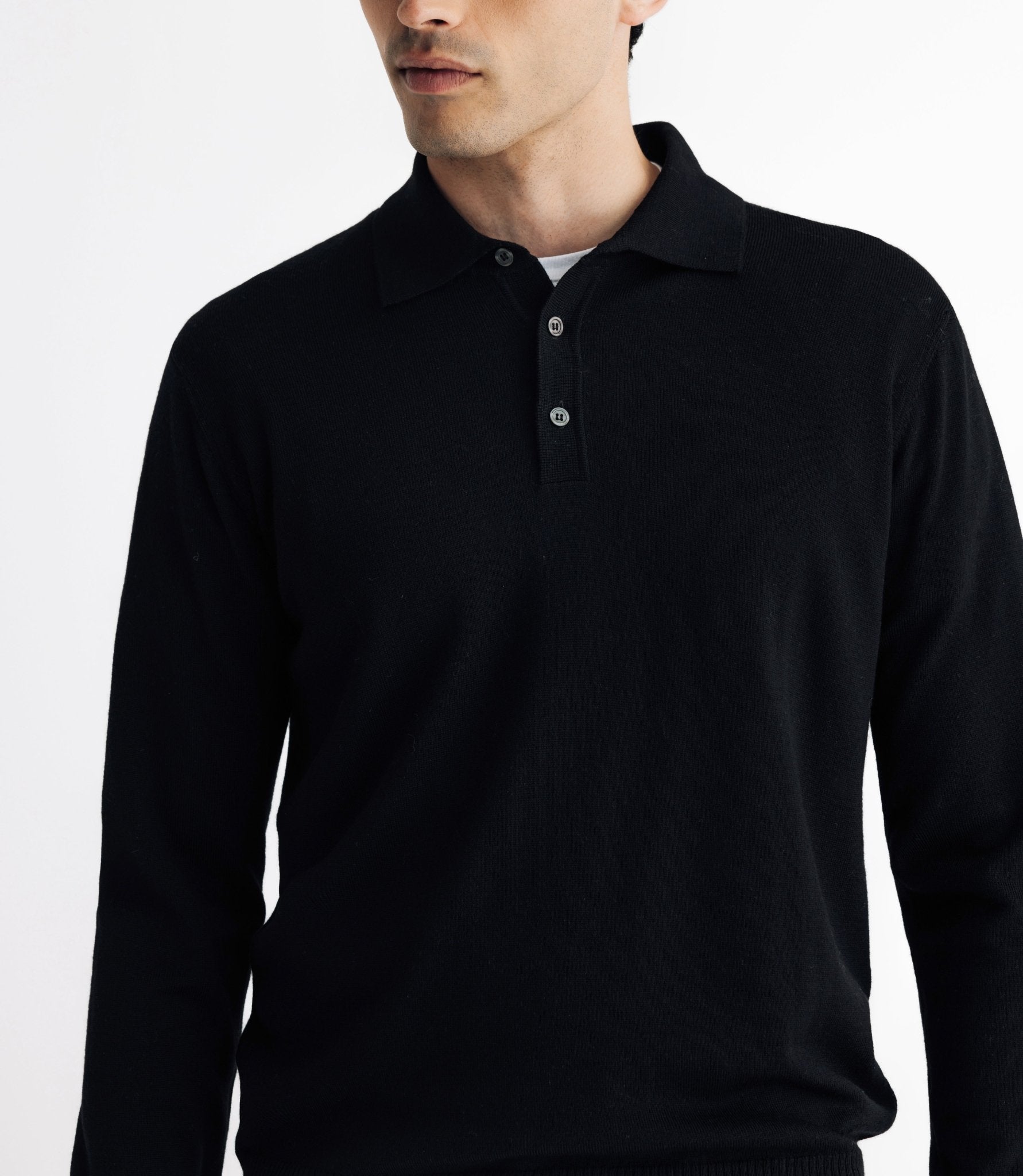 Pull col polo en laine mérinos noir - IZAC