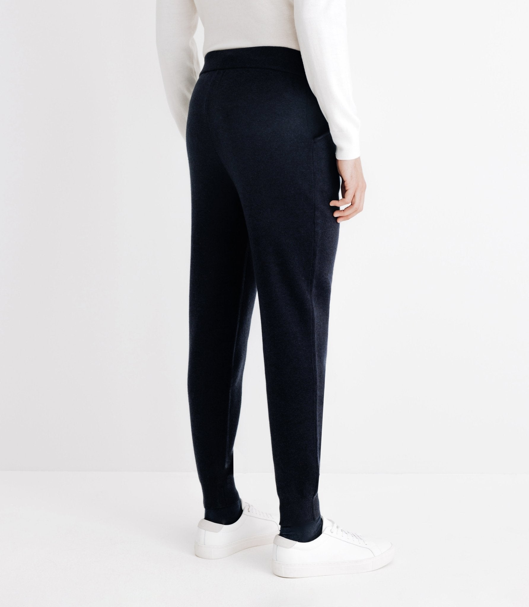 Jogging en maille marine - IZAC