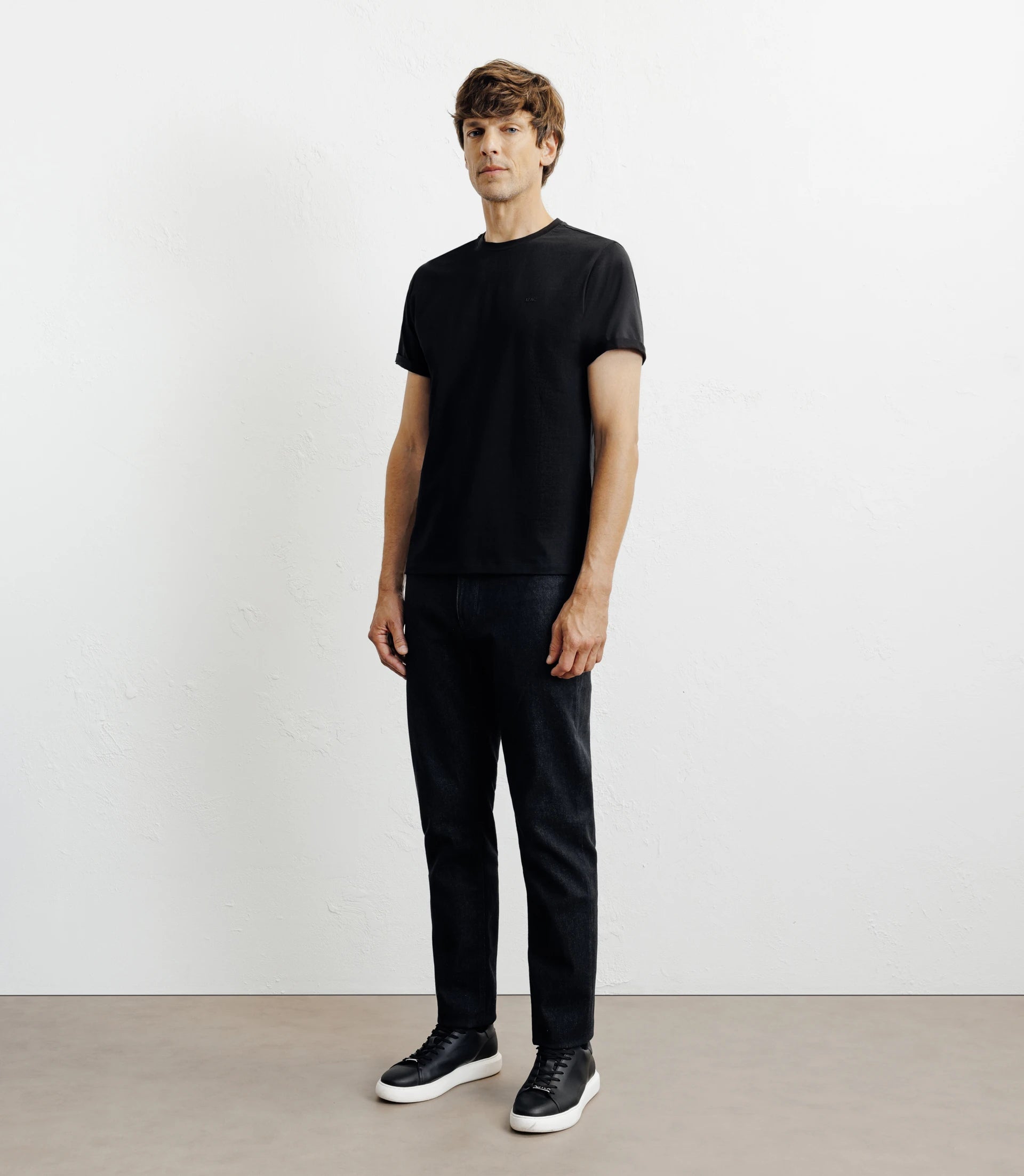 T-shirt col rond noir - IZAC