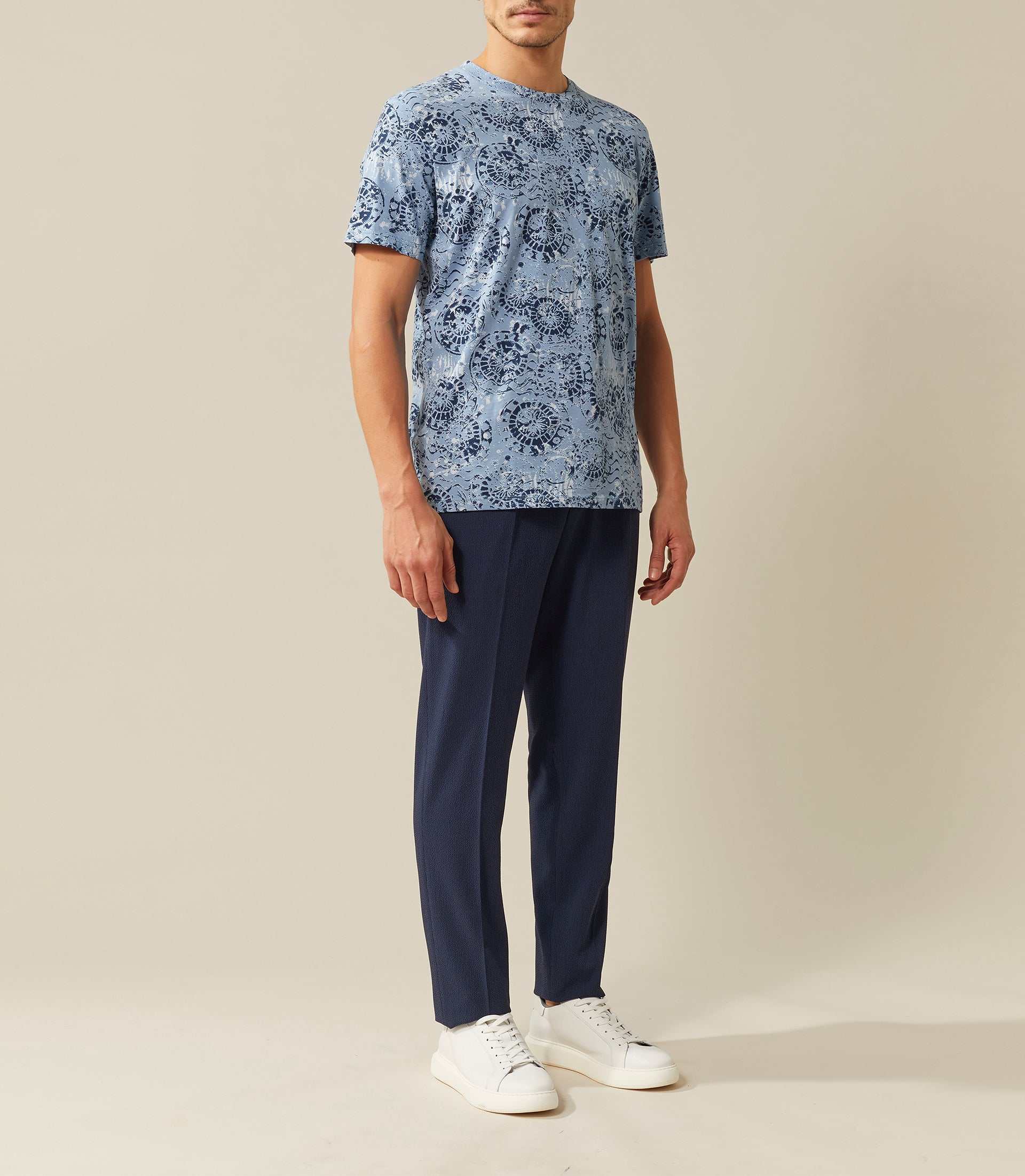 T-shirt col rond imprimé bleu ciel "Xavier" - IZAC