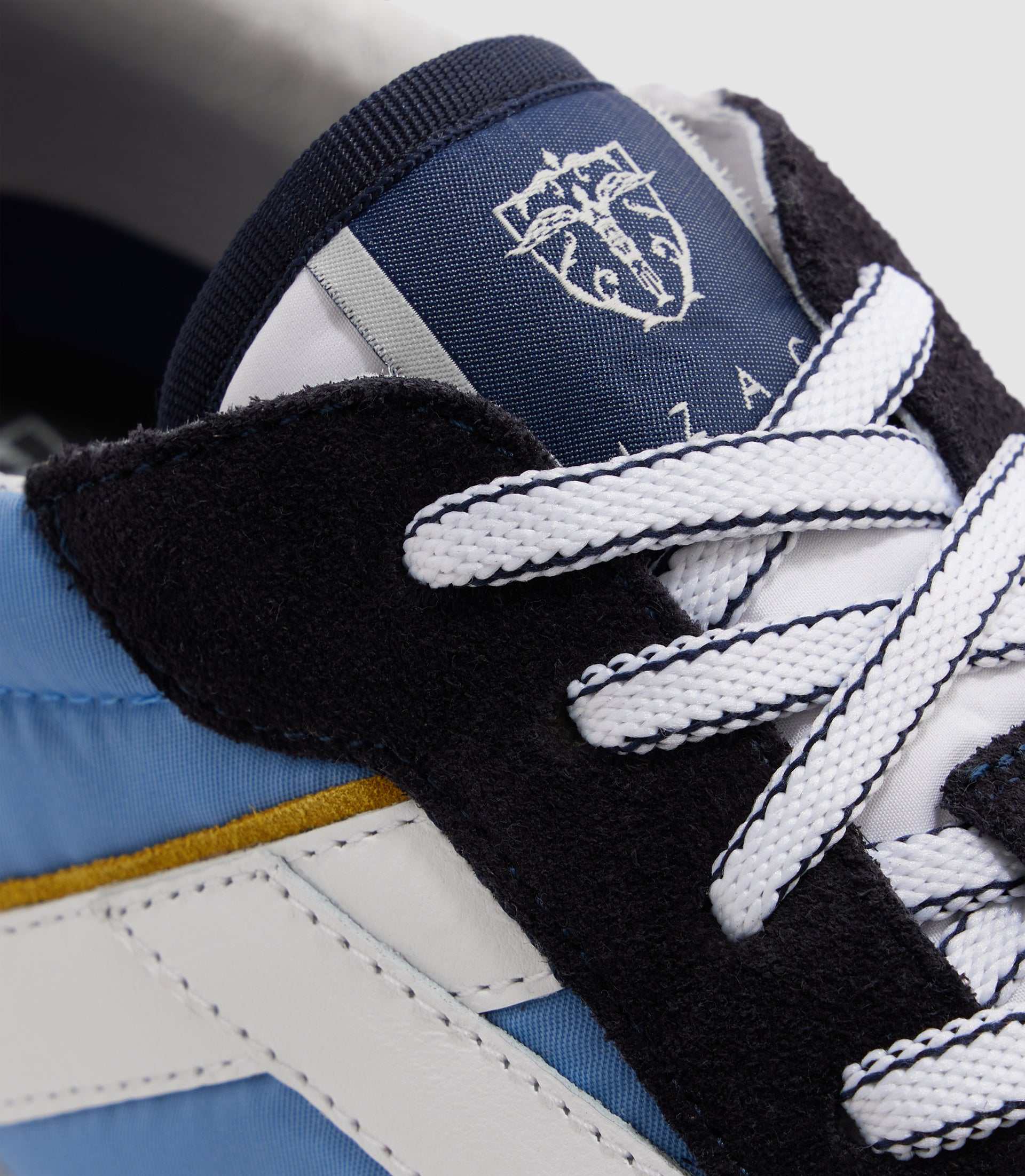 Sneakers bleu ciel et marine "Edisson" - IZAC