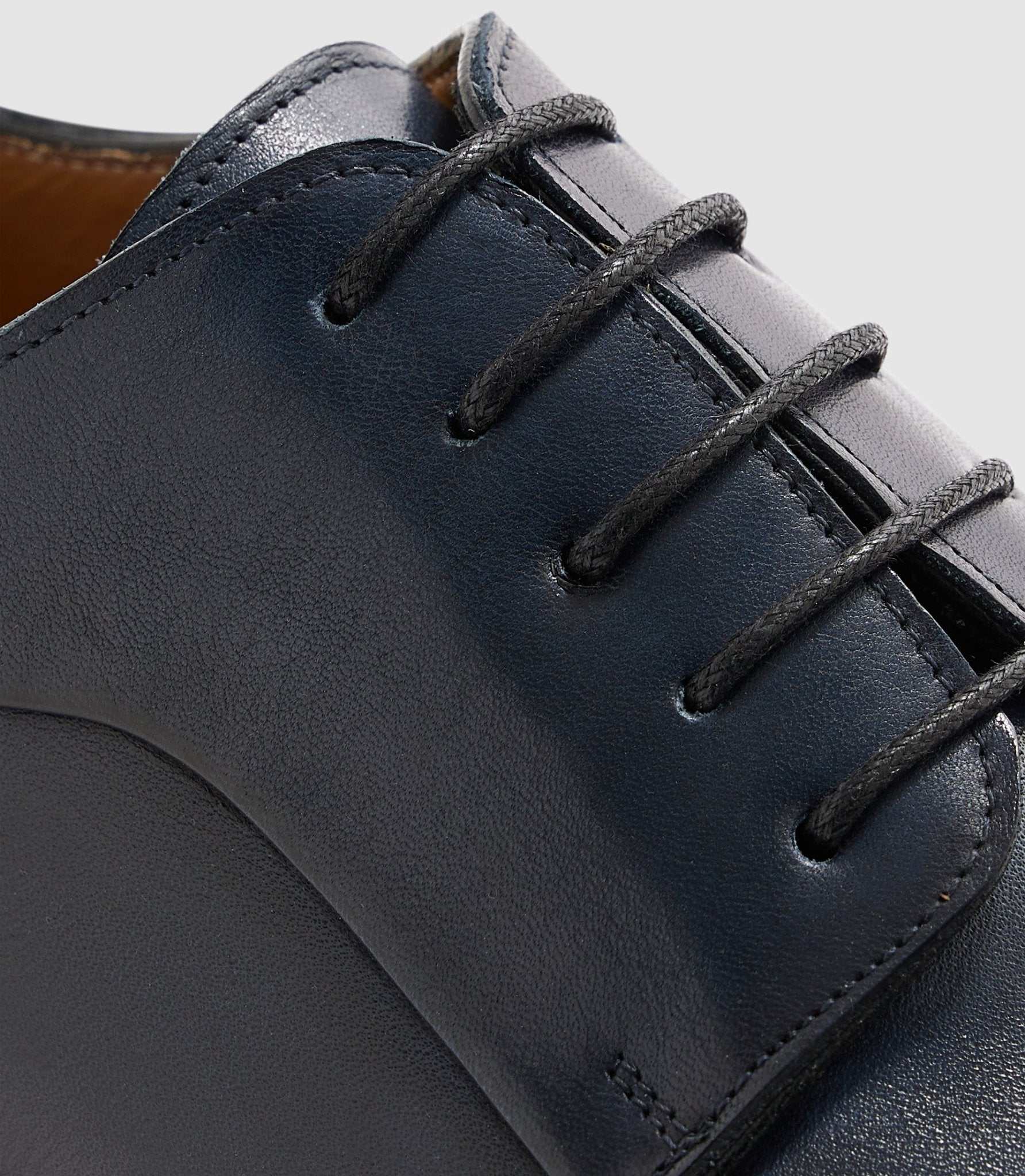 Derby en cuir marine "Elvio" - IZAC