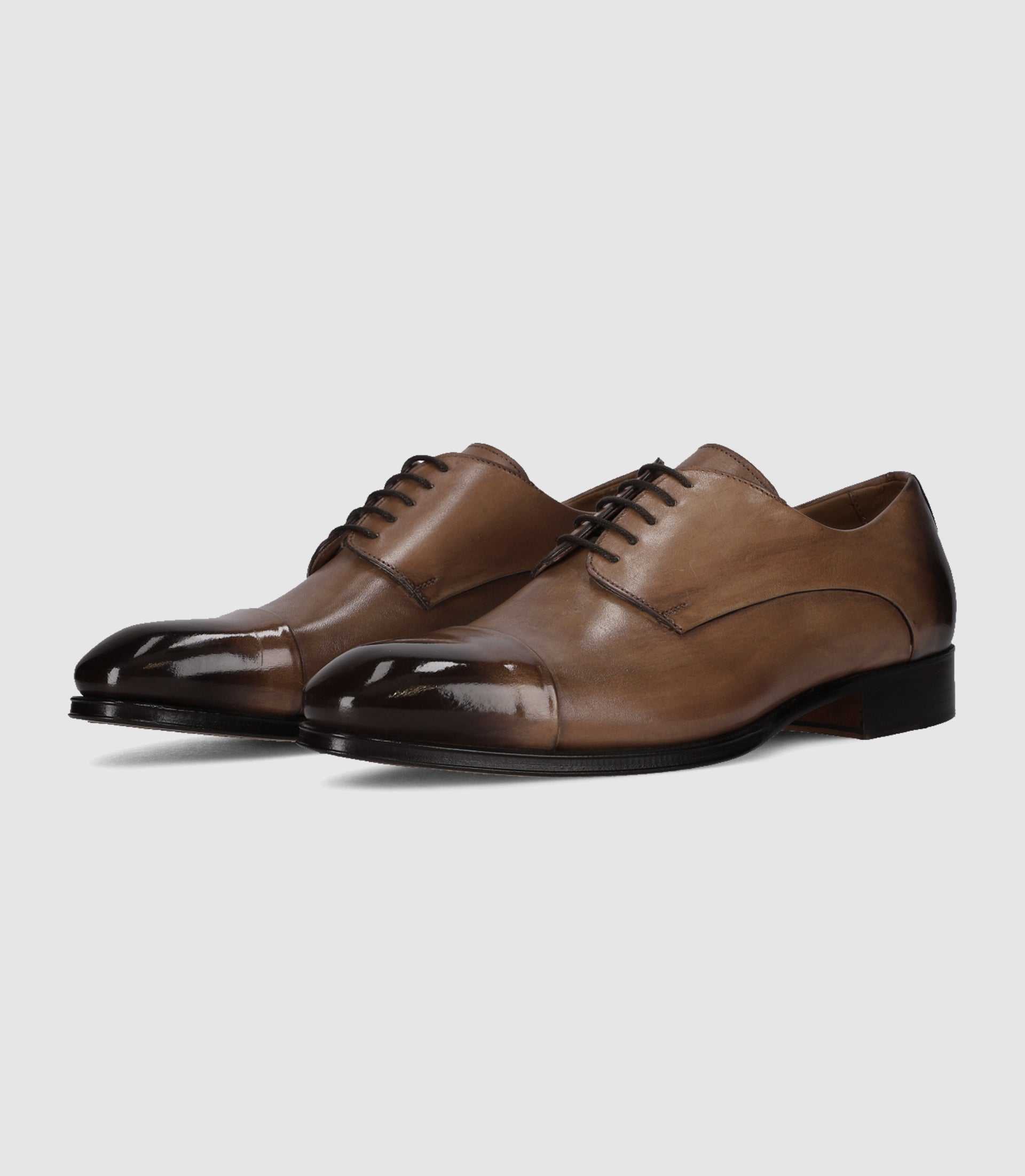 Derby couture en cuir marron clair - IZAC