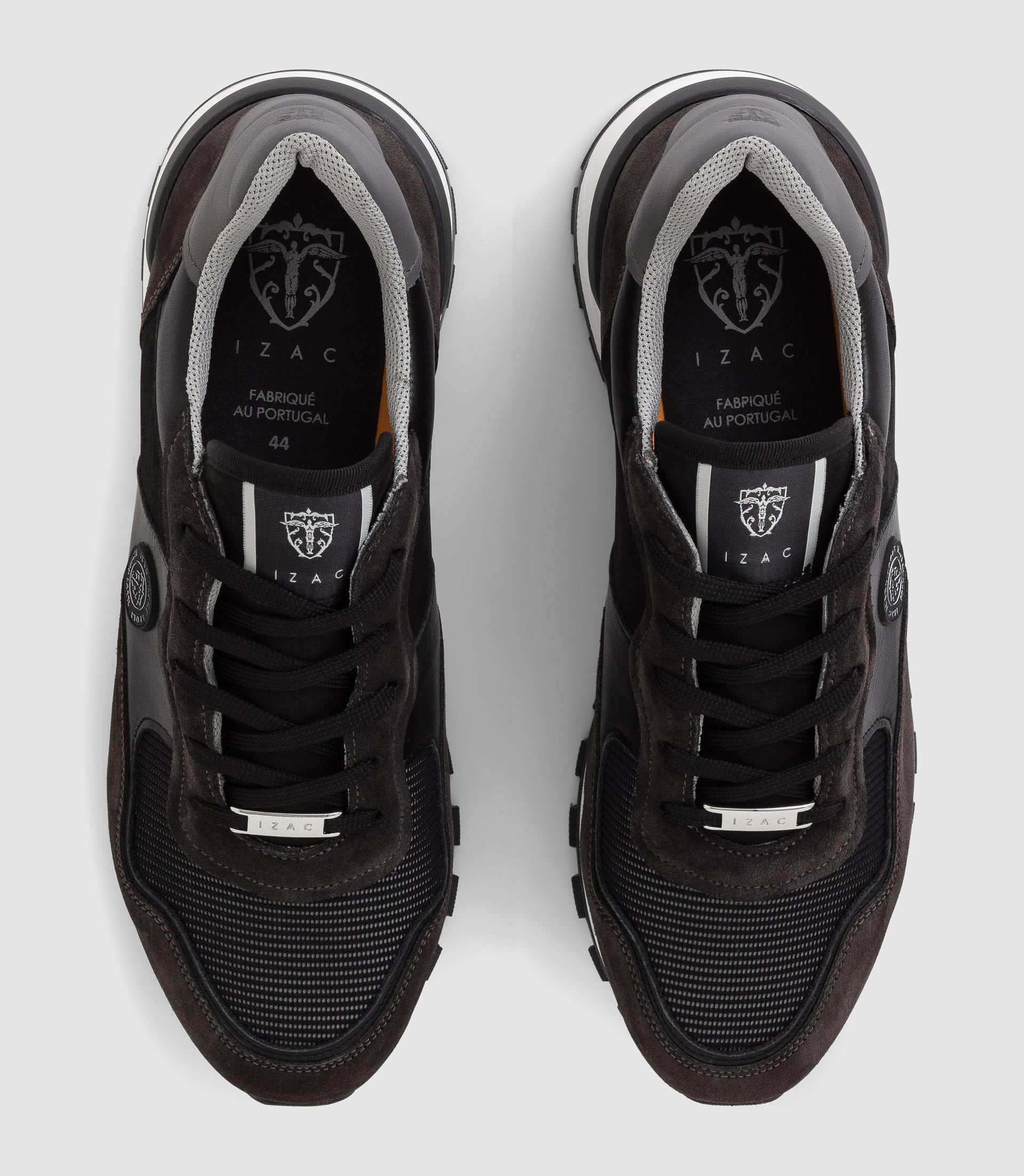 Sneakers en cuir noir "Champion" - IZAC