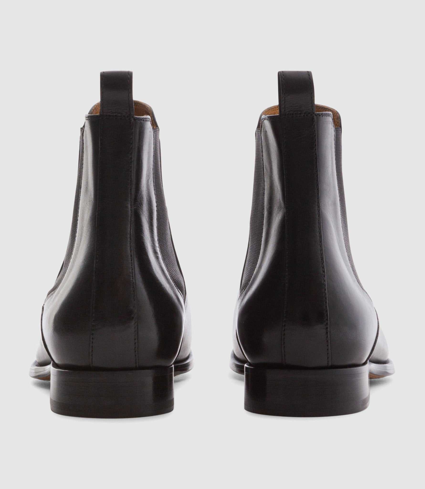Bottines coutures en cuir noir "Cleandro" - IZAC