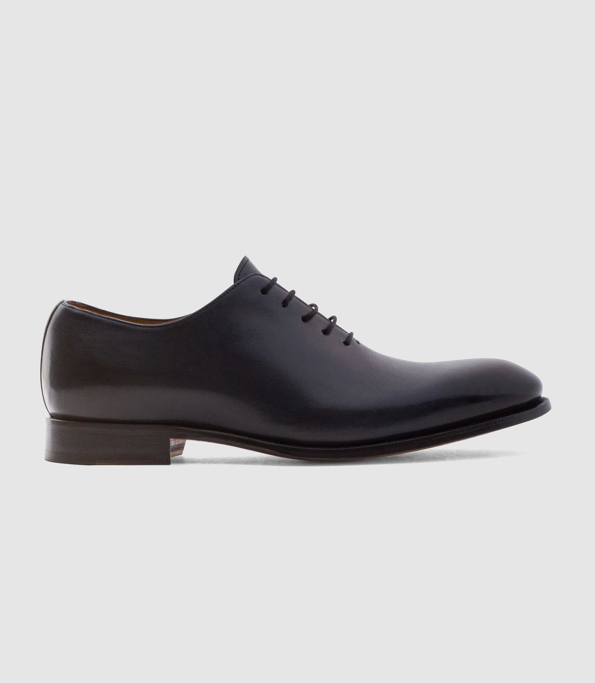 Richelieu couture en cuir marine "Cornelio" - IZAC