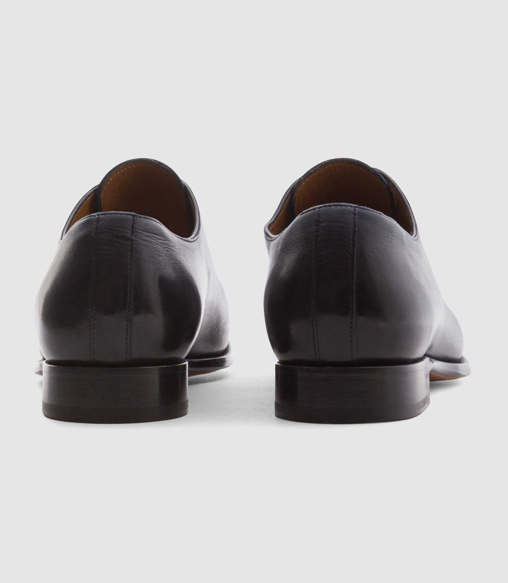 Richelieu couture en cuir marine "Cornelio" - IZAC