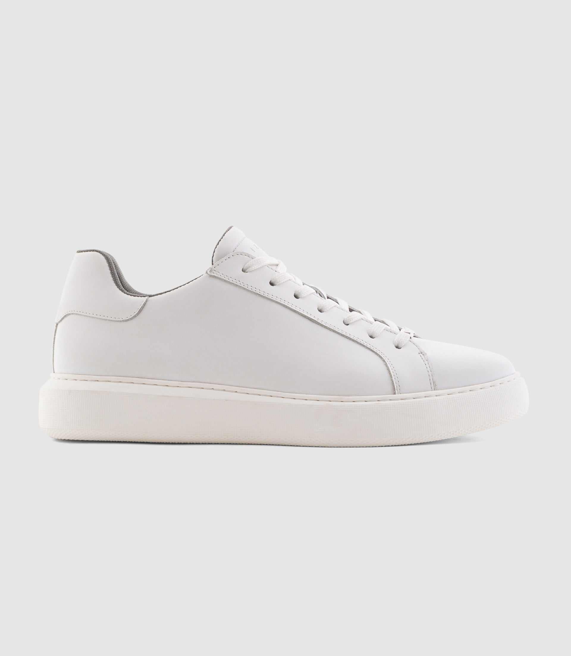 Sneakers en cuir blanche OCTAVIE - IZAC