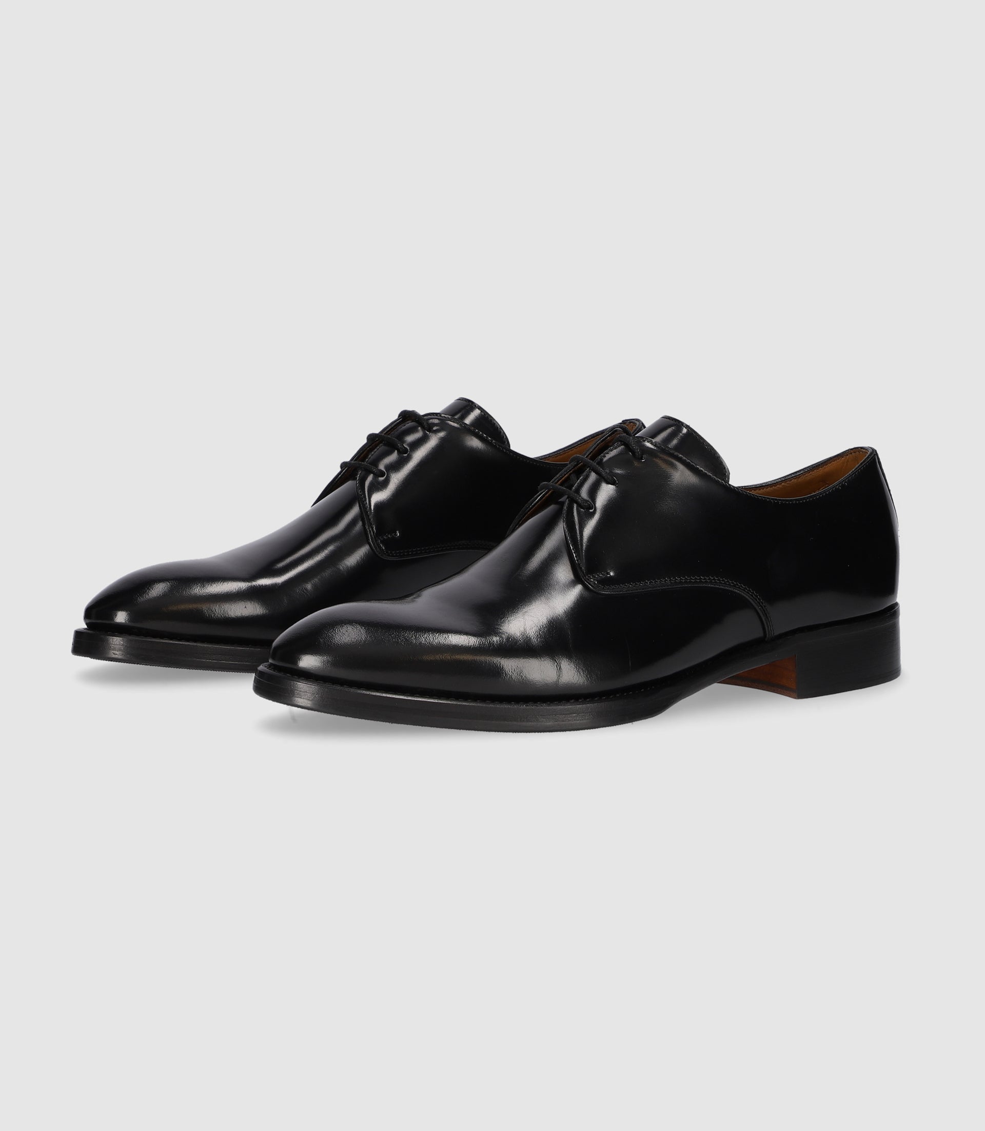 Derby couture en cuir noir ODILLE - IZAC