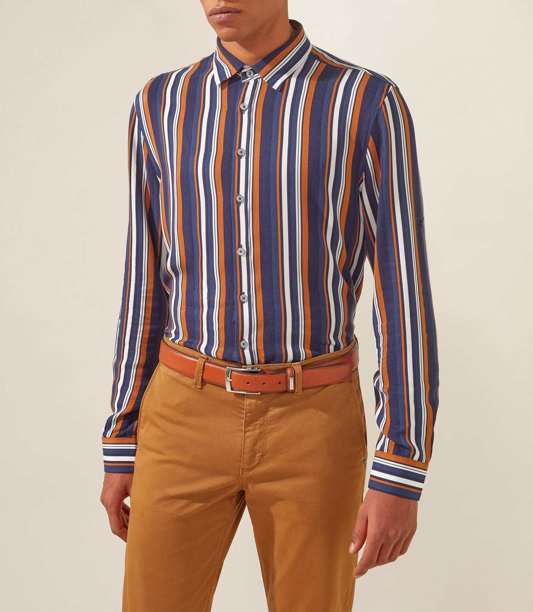 Chemise casual marine "Tatev" - IZAC