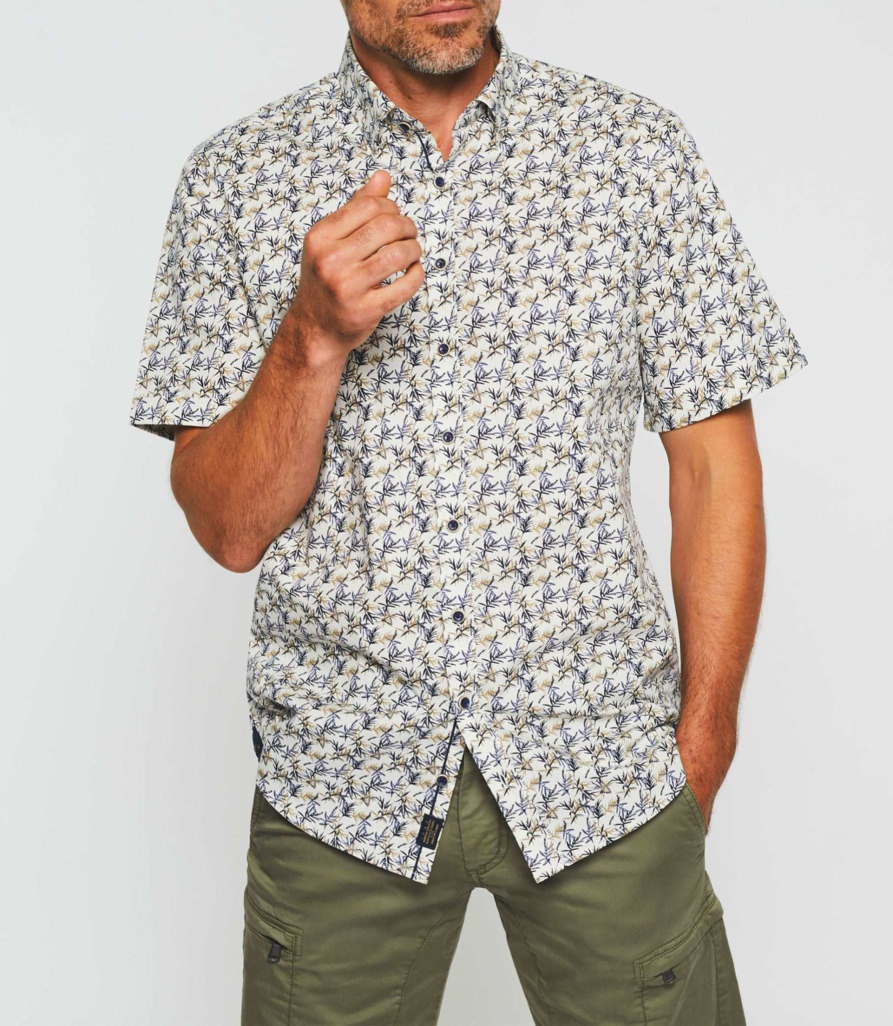 Chemise manches courtes blanche et bleue "Kerane" - IZAC
