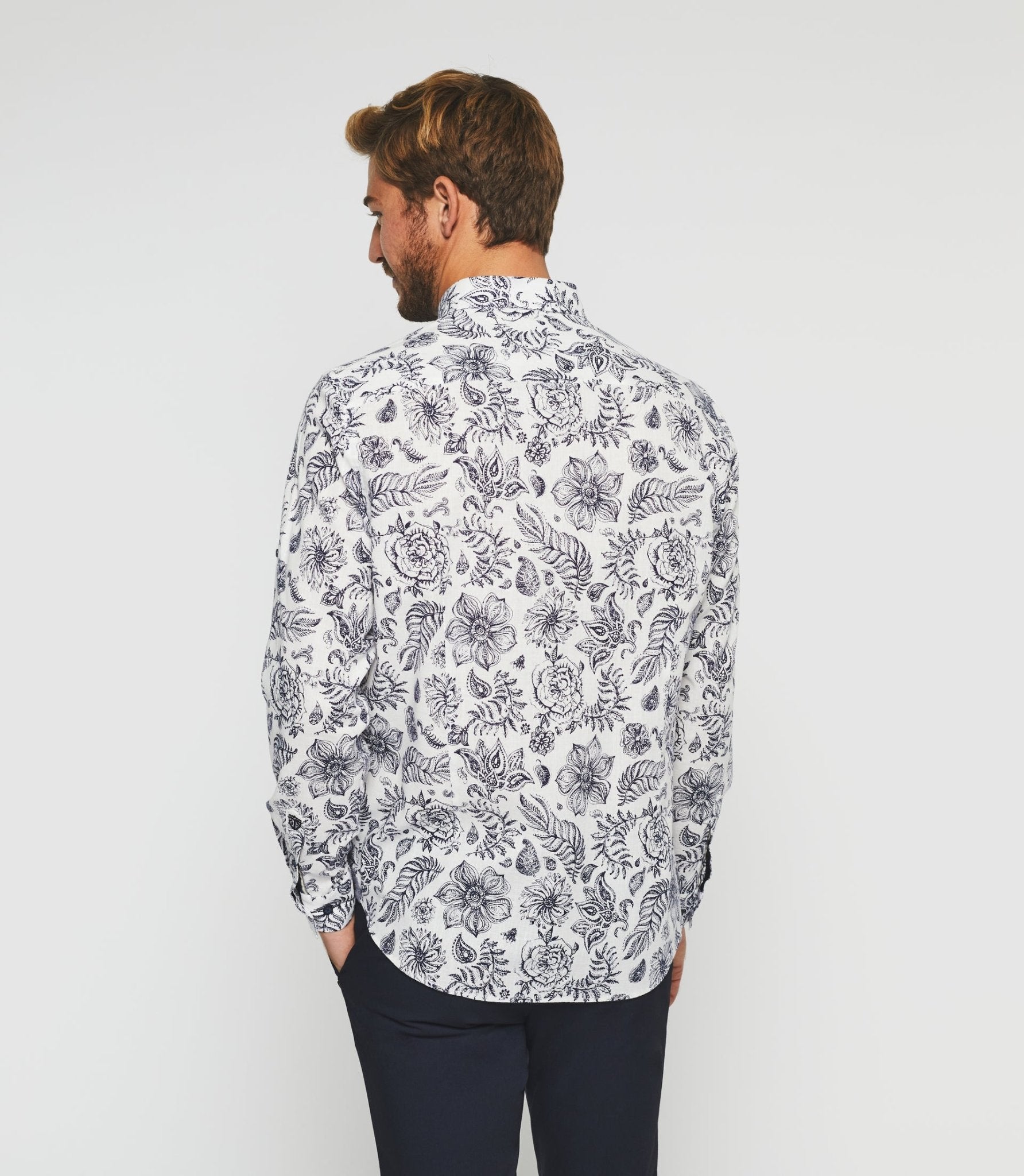 Chemise casual blanche et marine "Kinou" - IZAC