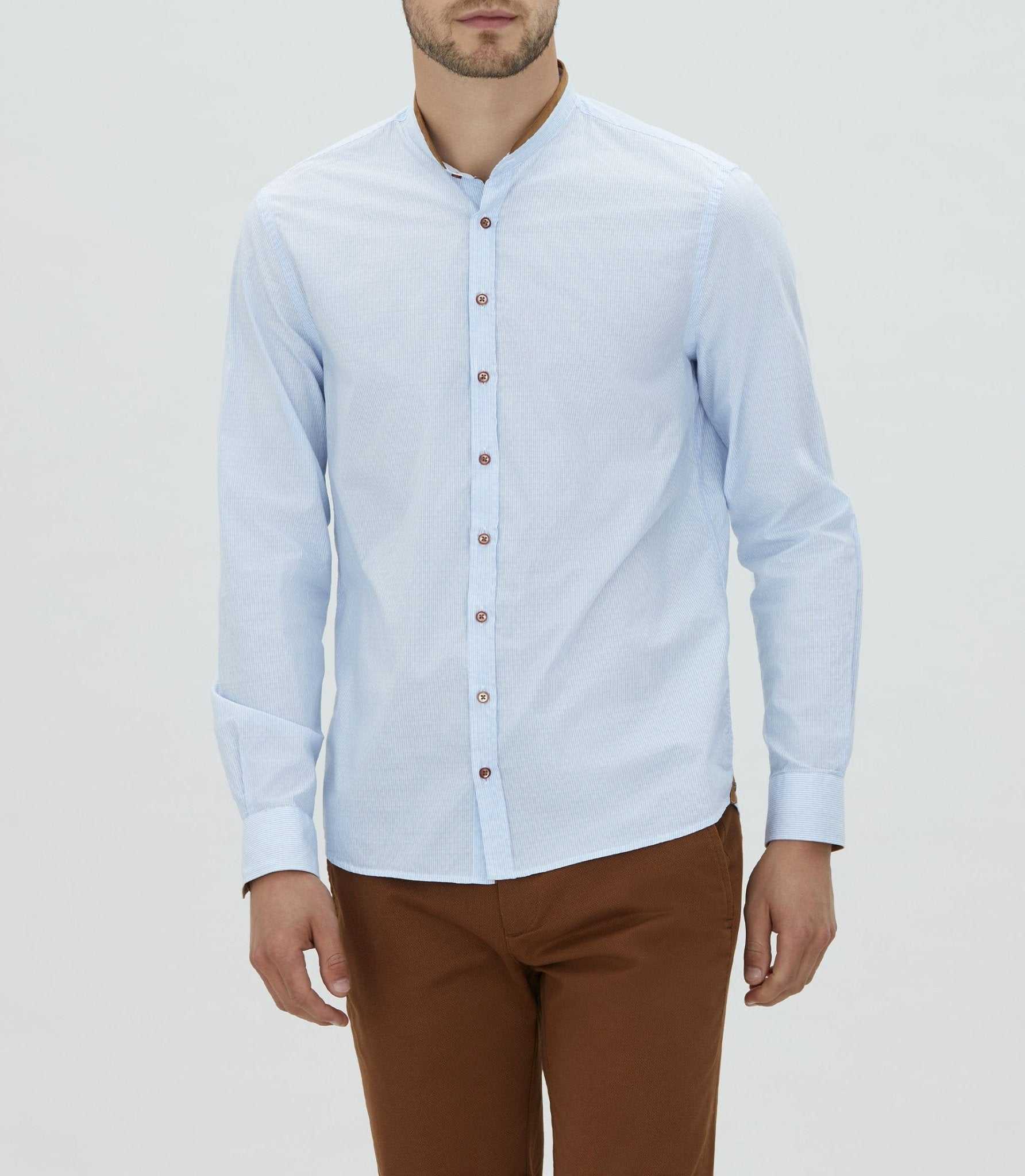 Chemise casual à col mao bleu ciel "Mata" - IZAC