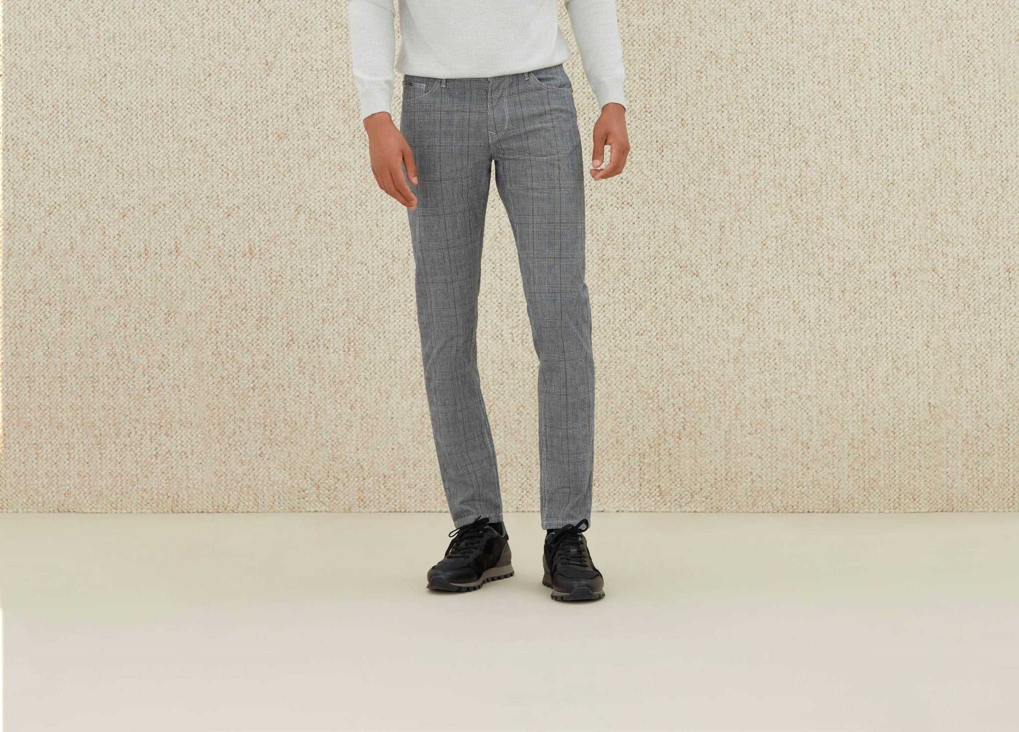 Pantalon à carreaux gris clair "Carreaux" - IZAC
