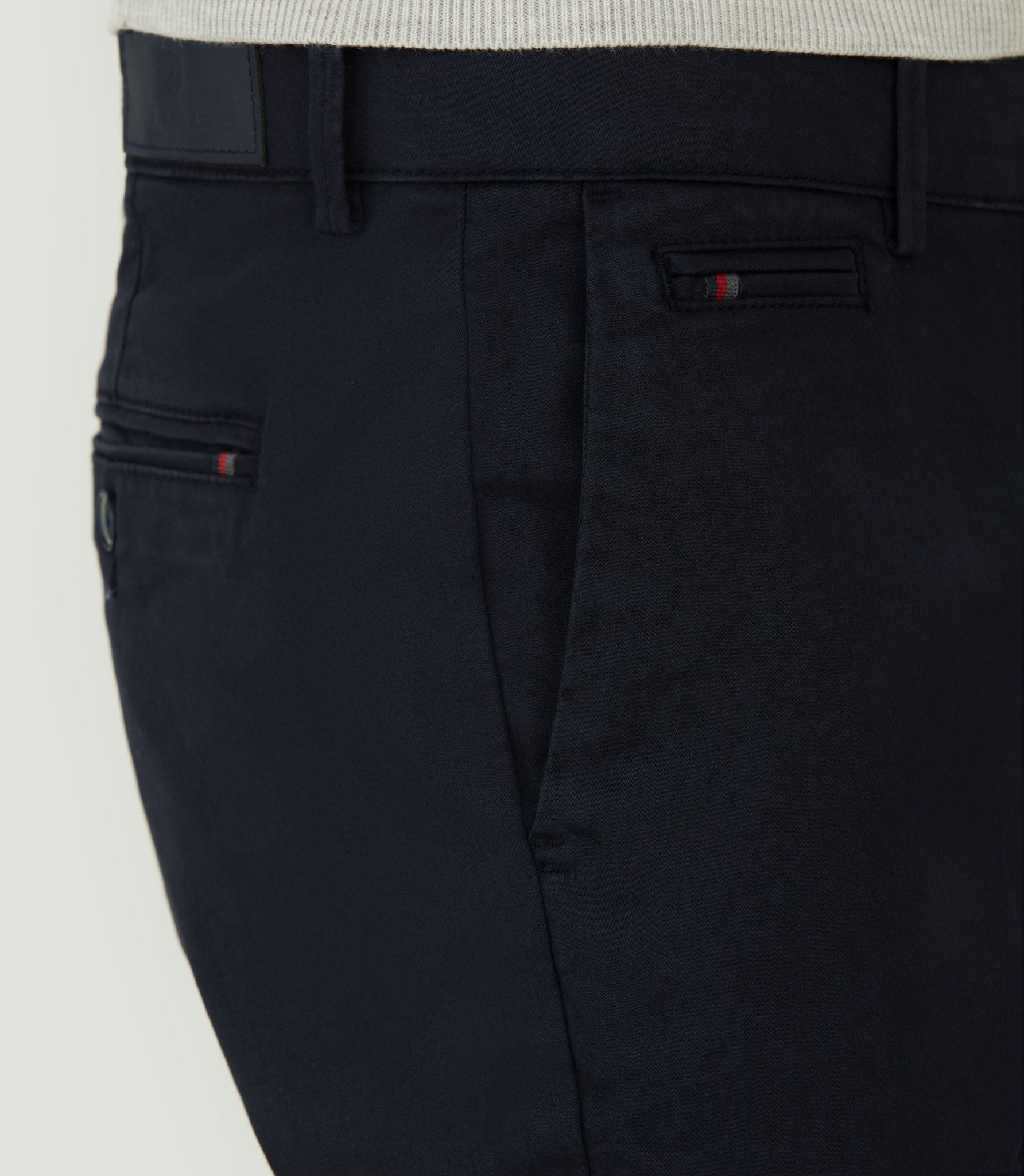 Pantalon Chino satin marine "Casanova" - IZAC