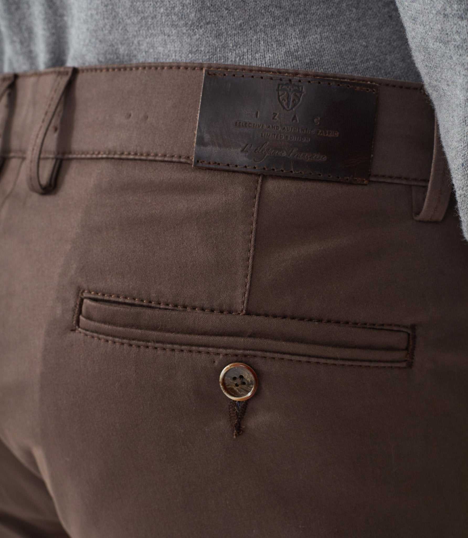 Pantalon chino marron clair "Maracana" - IZAC