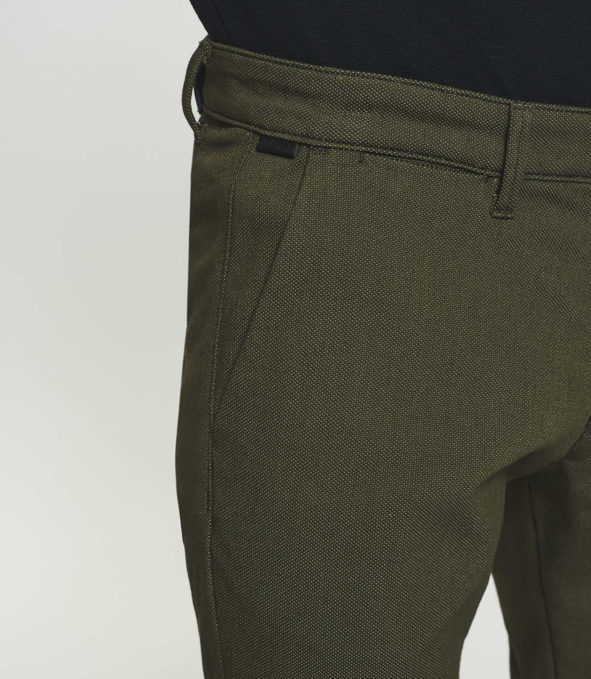 Pantalon urbain slim kaki VEREBI - IZAC