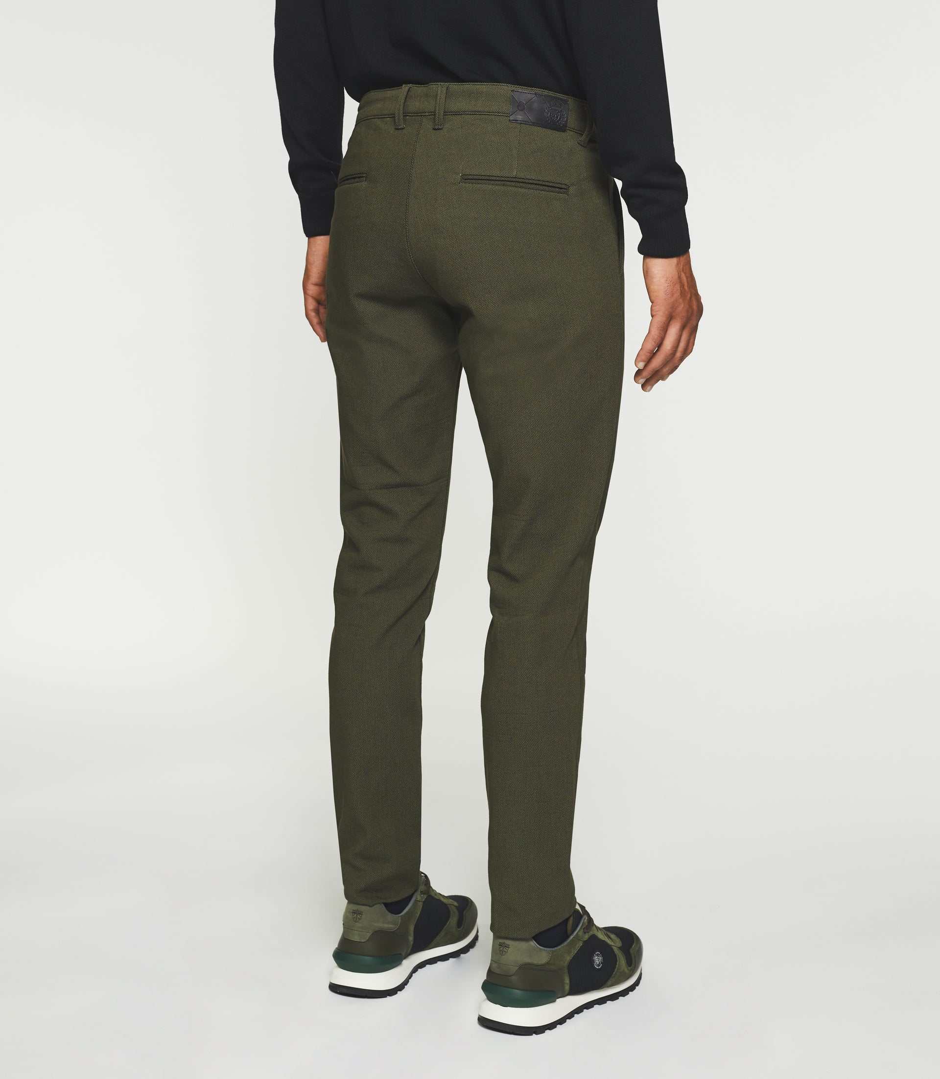 Pantalon urbain slim kaki VEREBI - IZAC