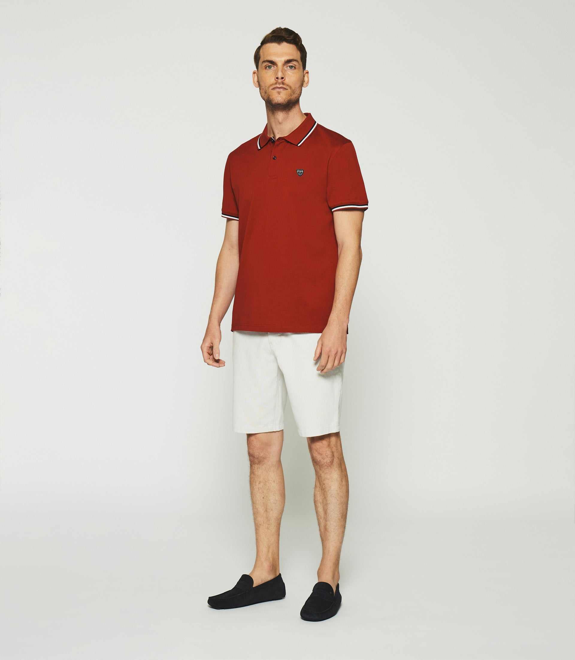 Polo uni avec broderie rouge GILLES - IZAC