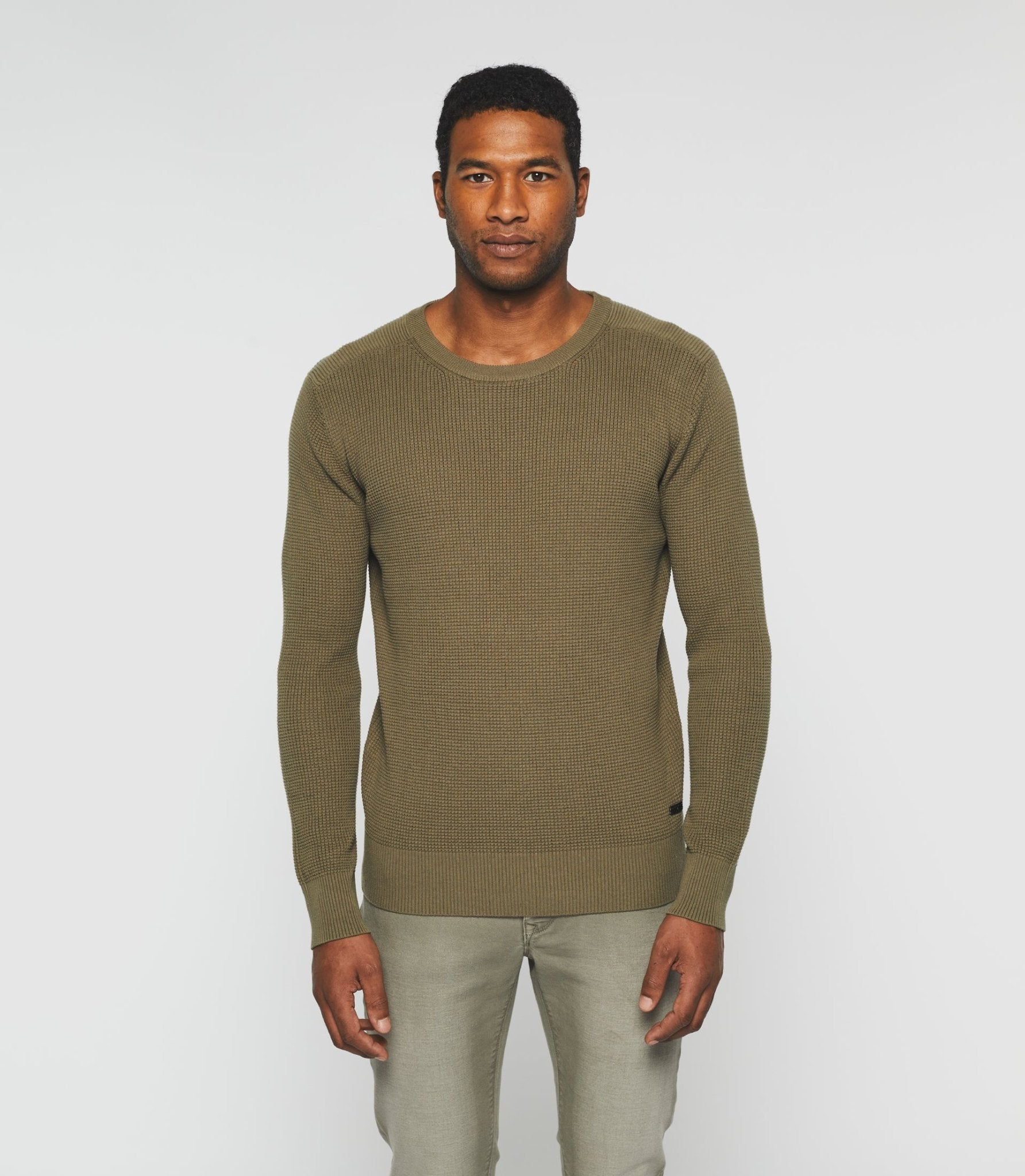 Pull col rond kaki "Django" - IZAC