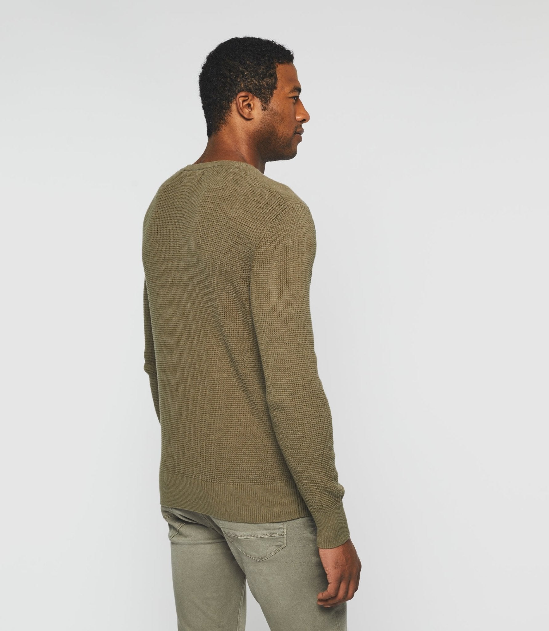 Pull col rond kaki "Django" - IZAC