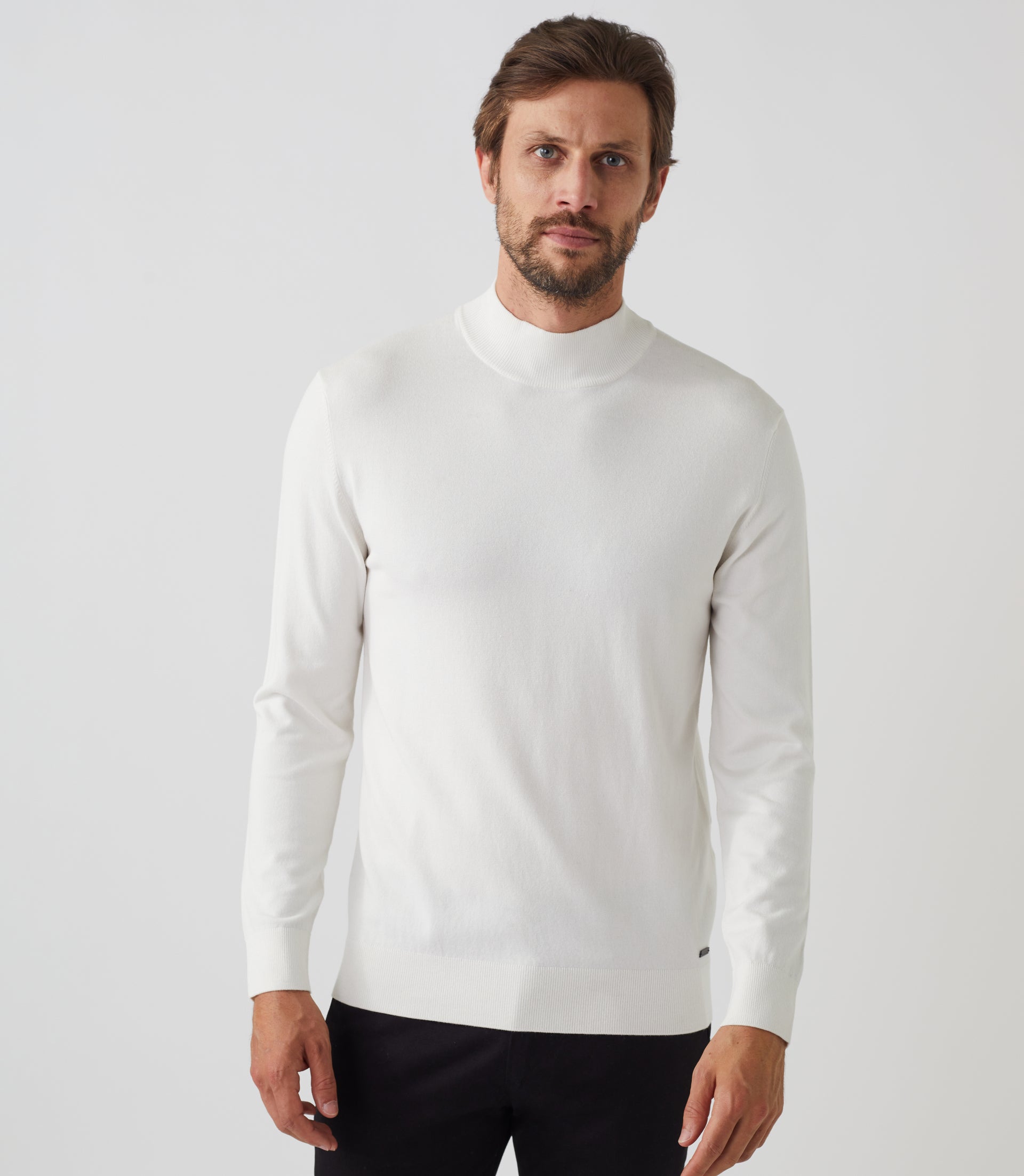 Pull col rond montant écru "Lazare" - IZAC
