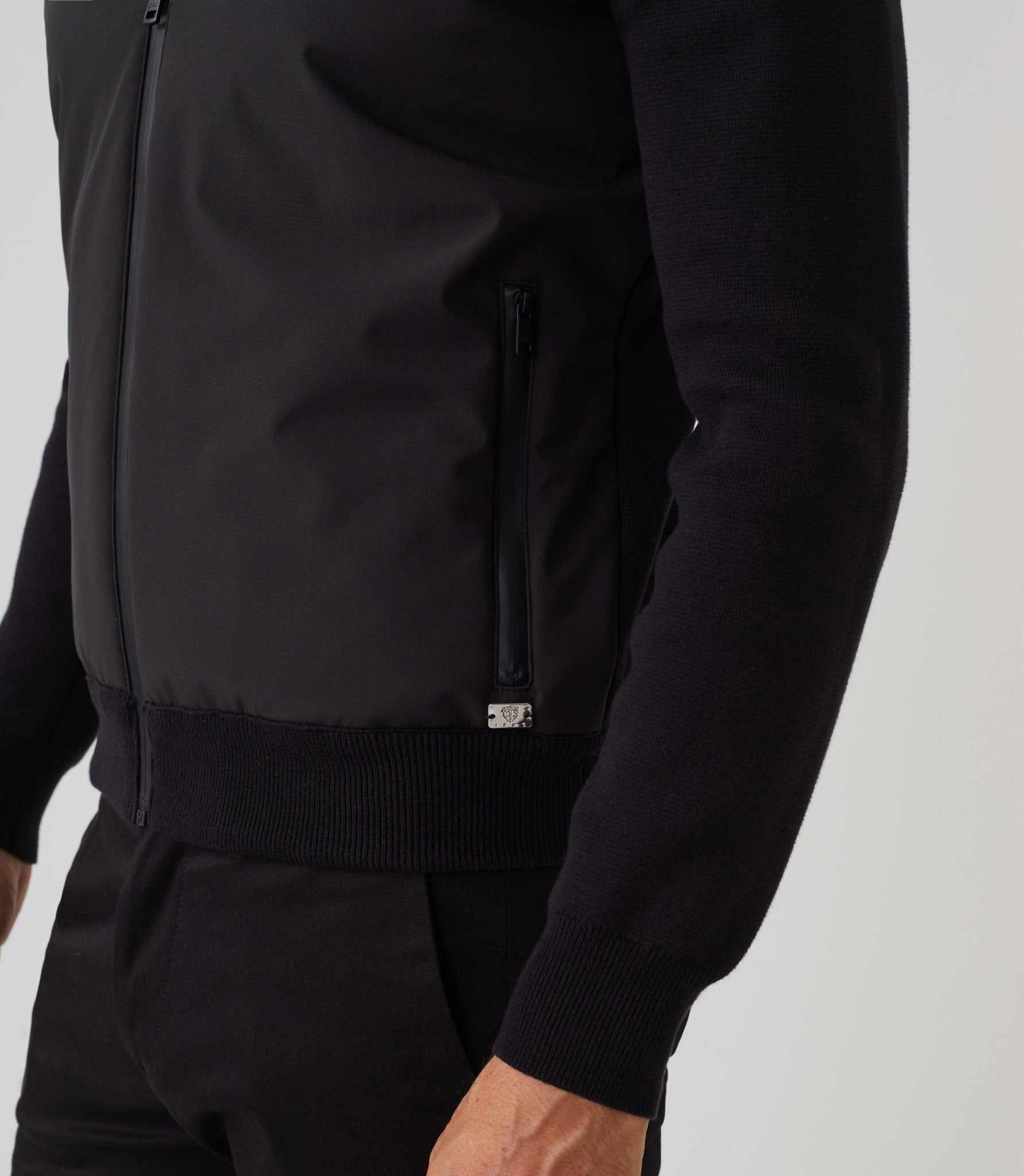 Gilet zippé col teddy noir "SWsherkan" - IZAC