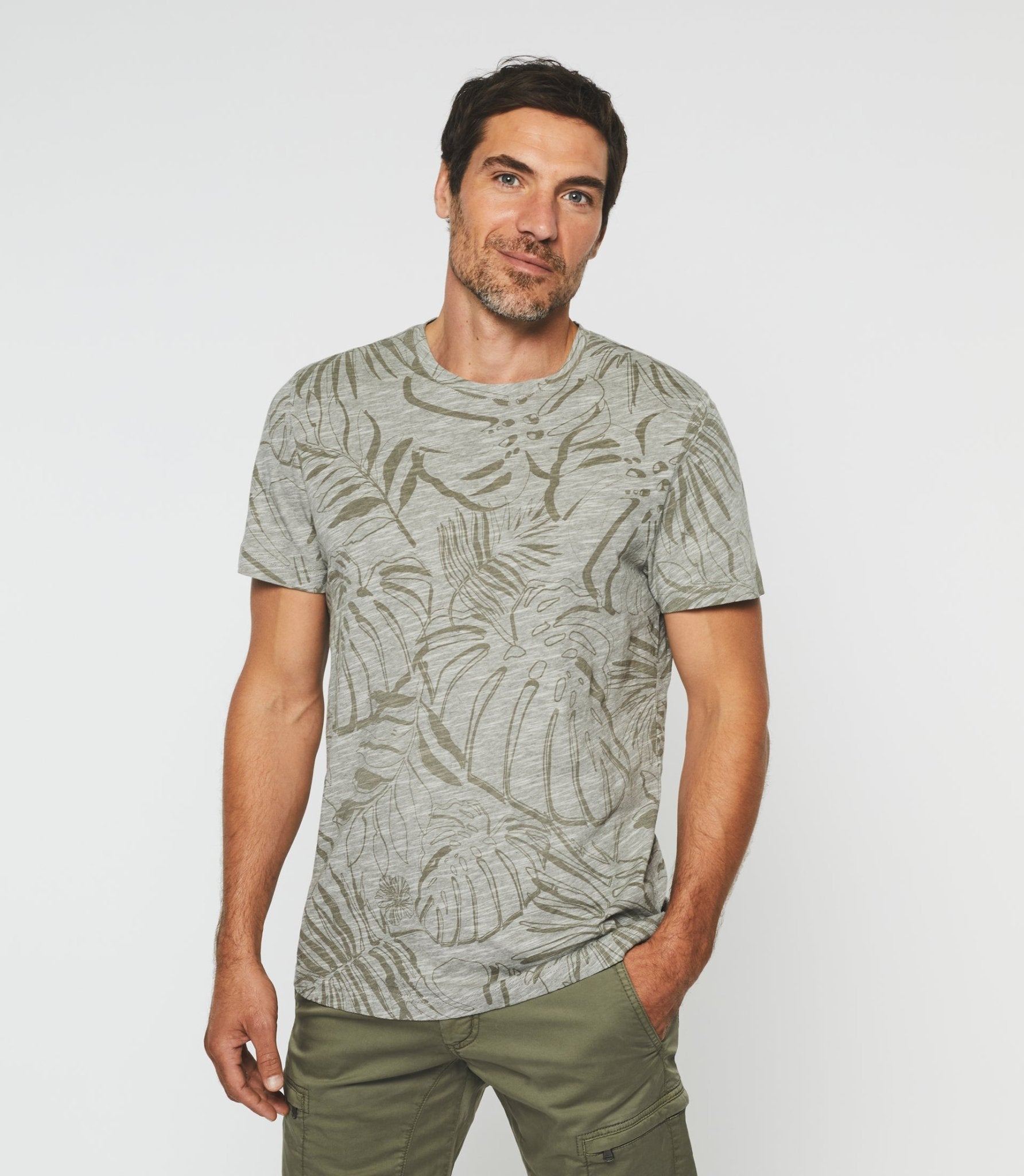 T-shirt col rond à imprimé kaki "Gabin" - IZAC