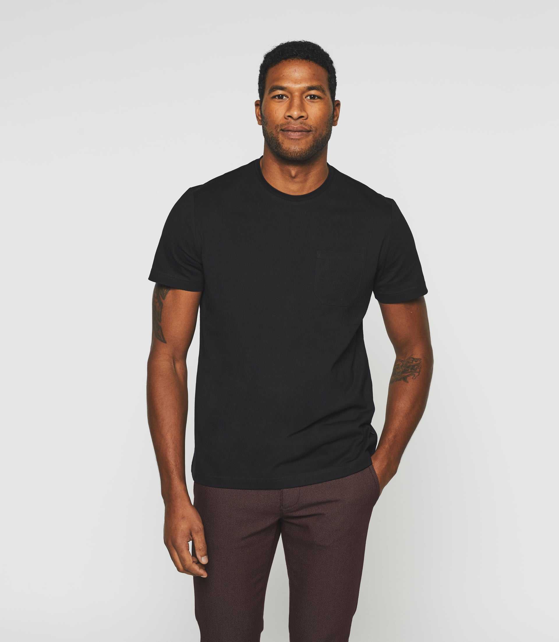 T-shirt col rond noir "Gabriel" - IZAC